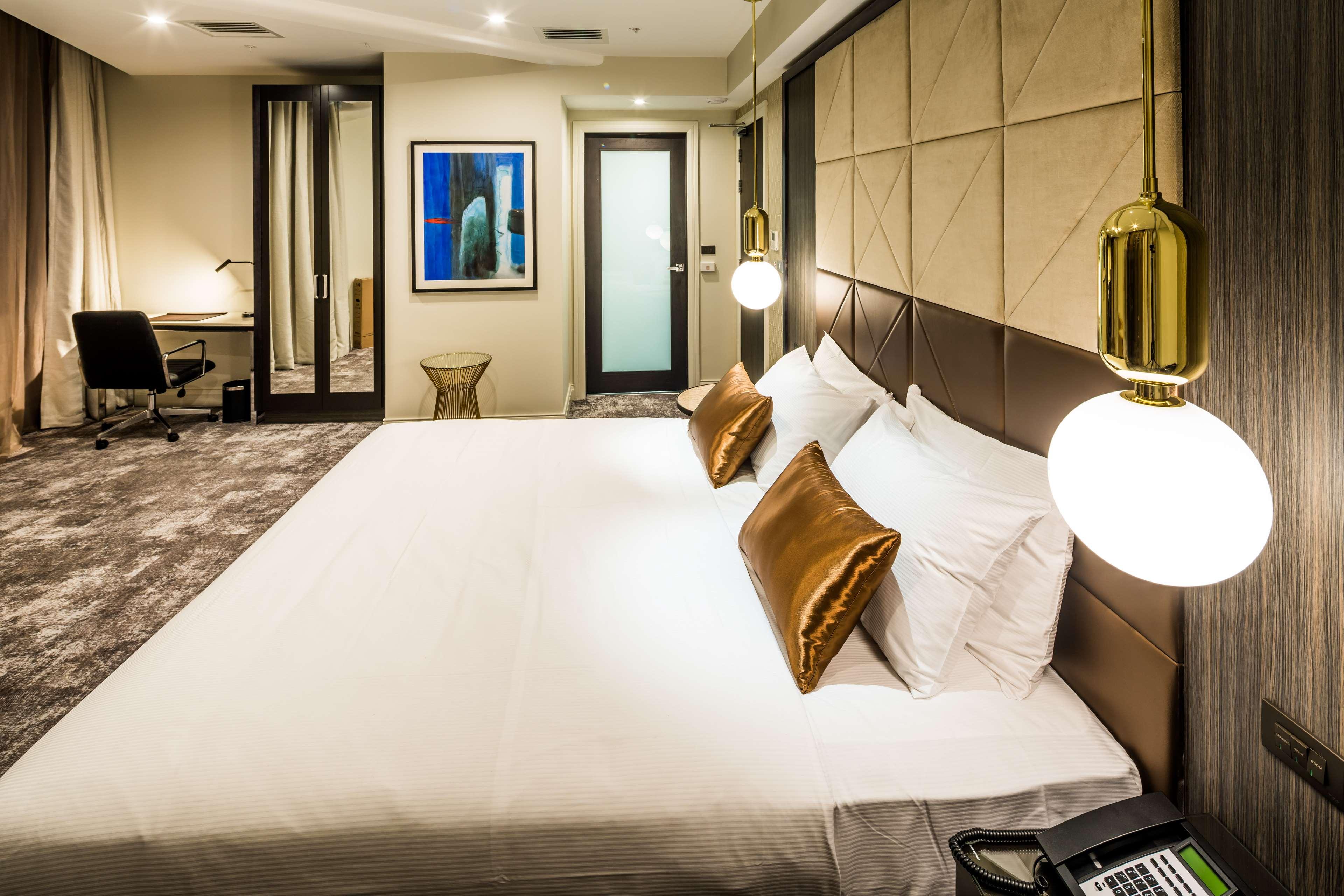 Double King Size Bed