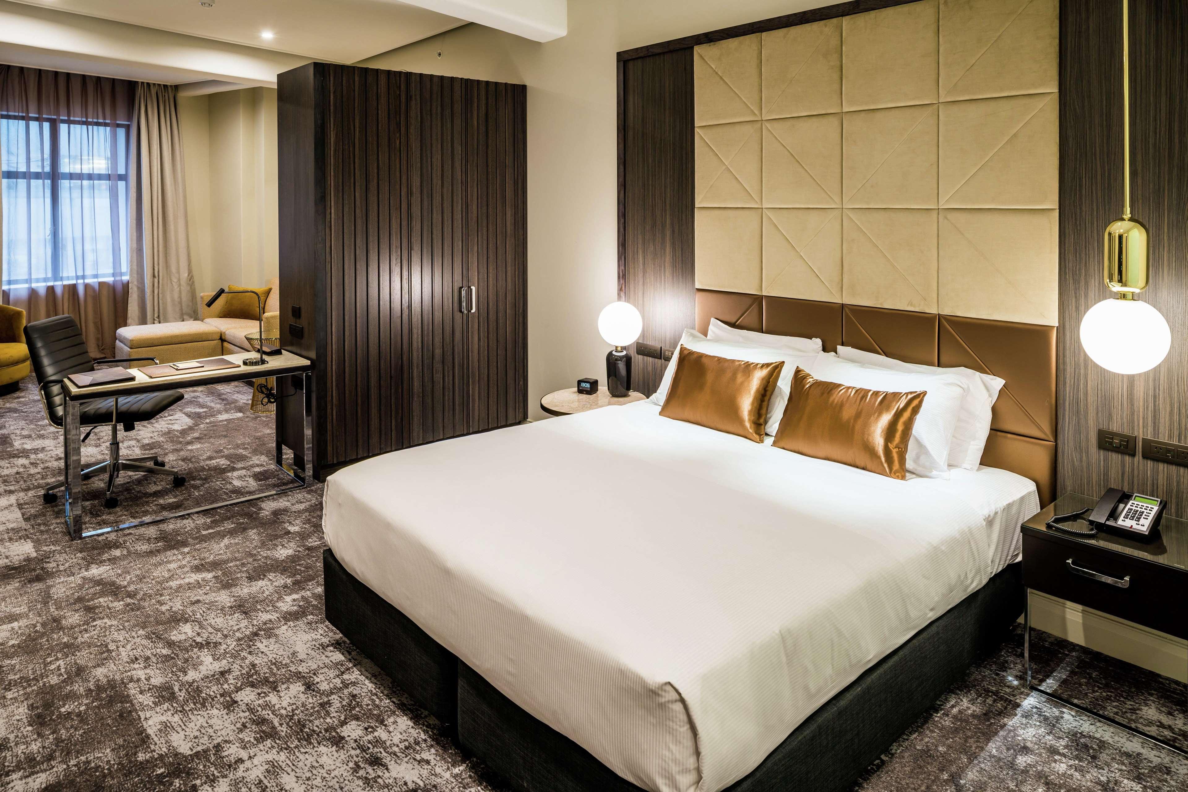 Junior Suite King Bed One Bedroom 