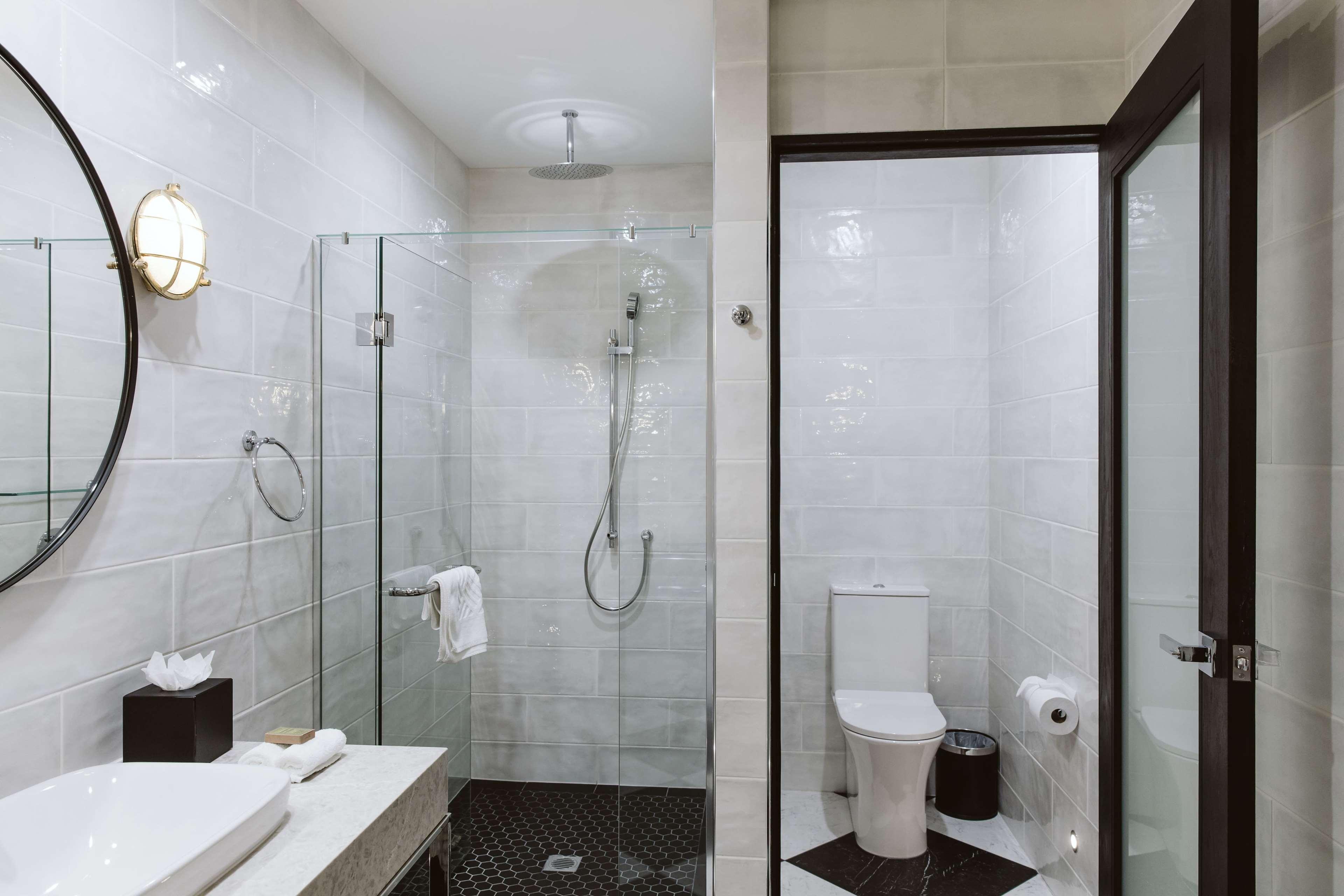 Junior Suite King Bed One Bedroom 