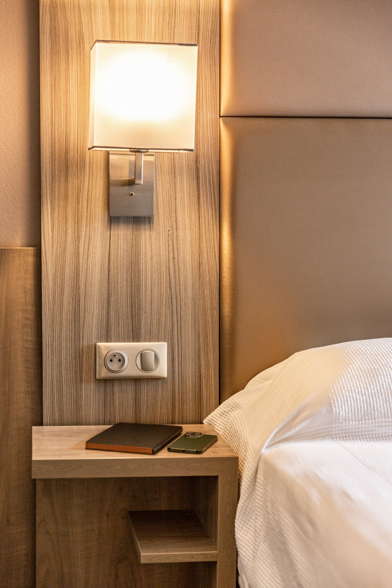 Double or Twin Standard