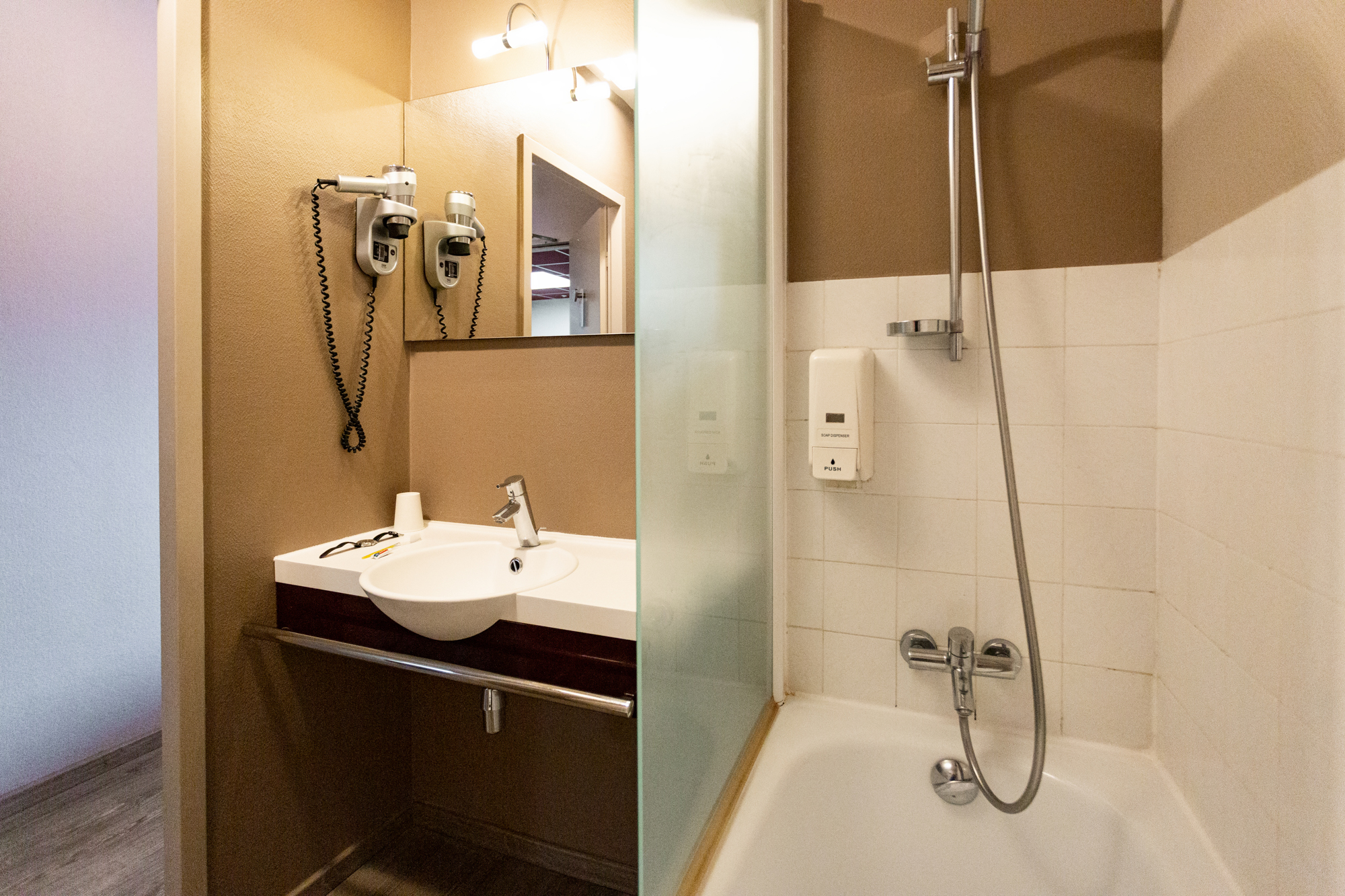 Double or Twin Standard