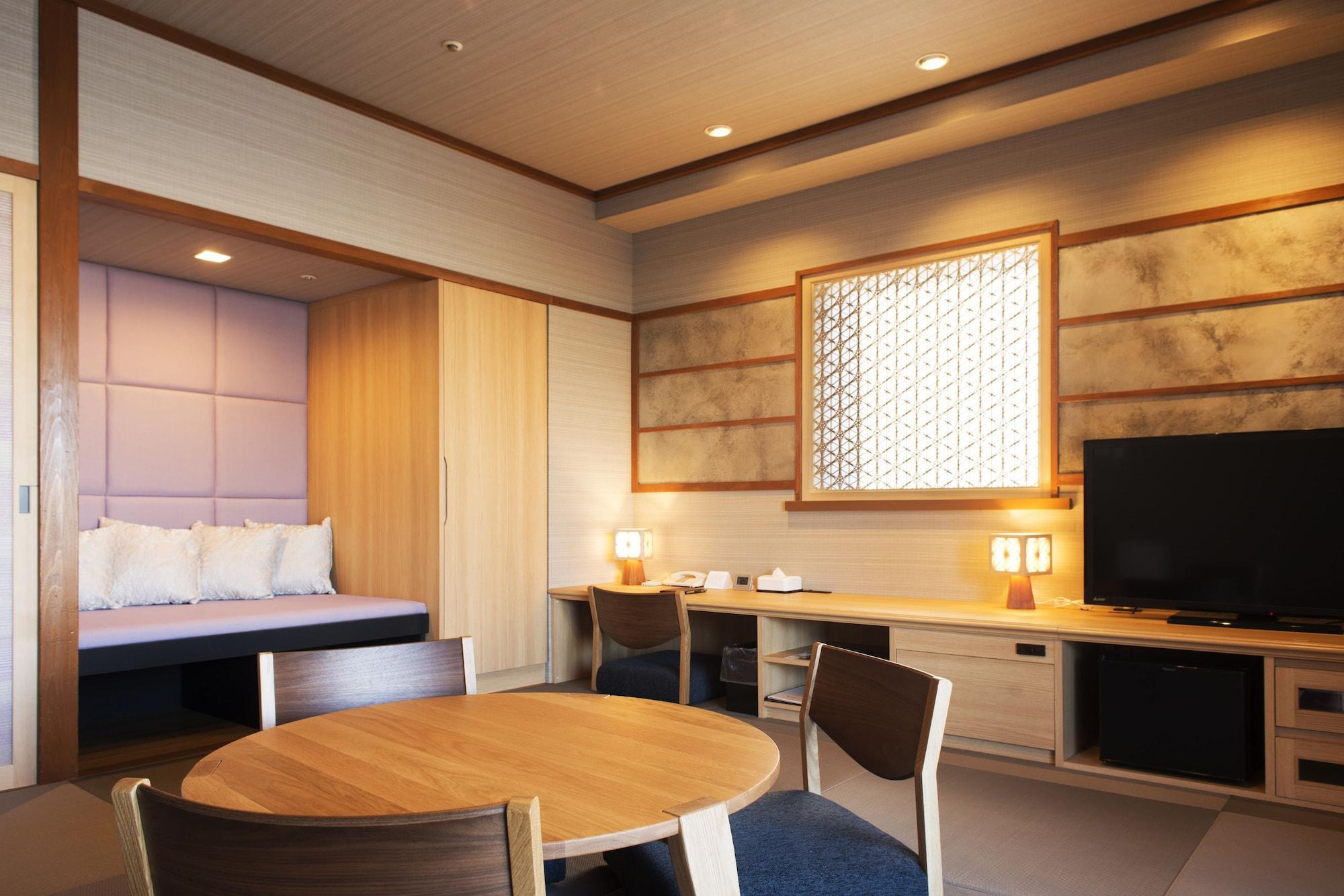 Quadruple Non Smoking