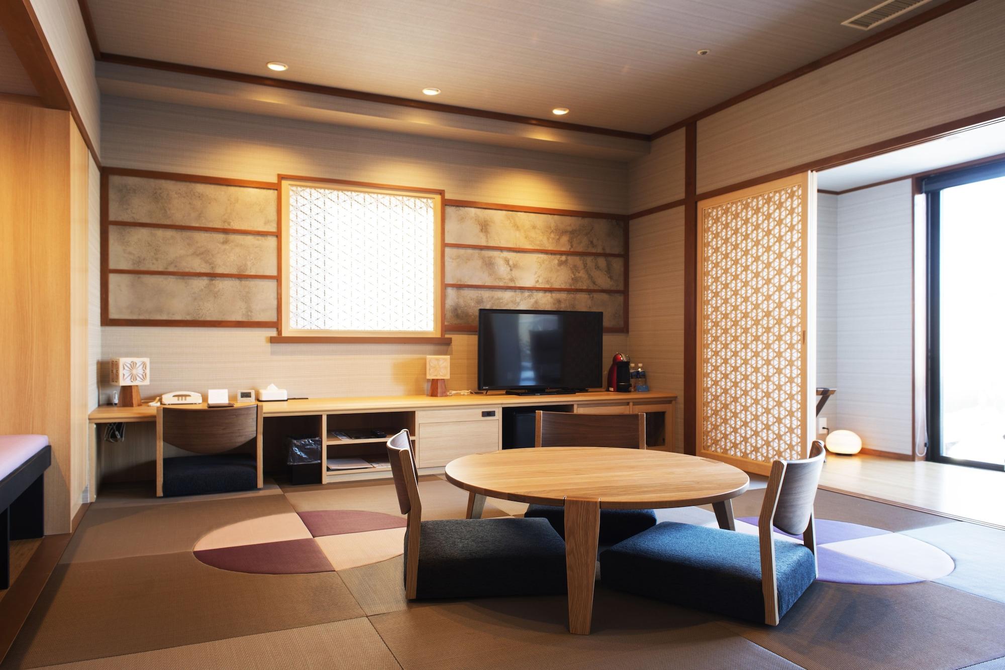 Quadruple Non Smoking