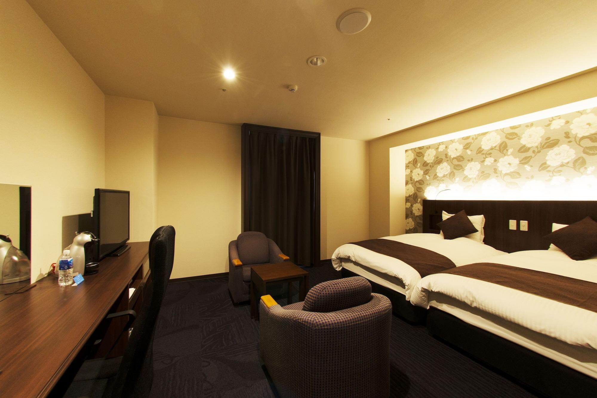 Twin Deluxe Two Beds