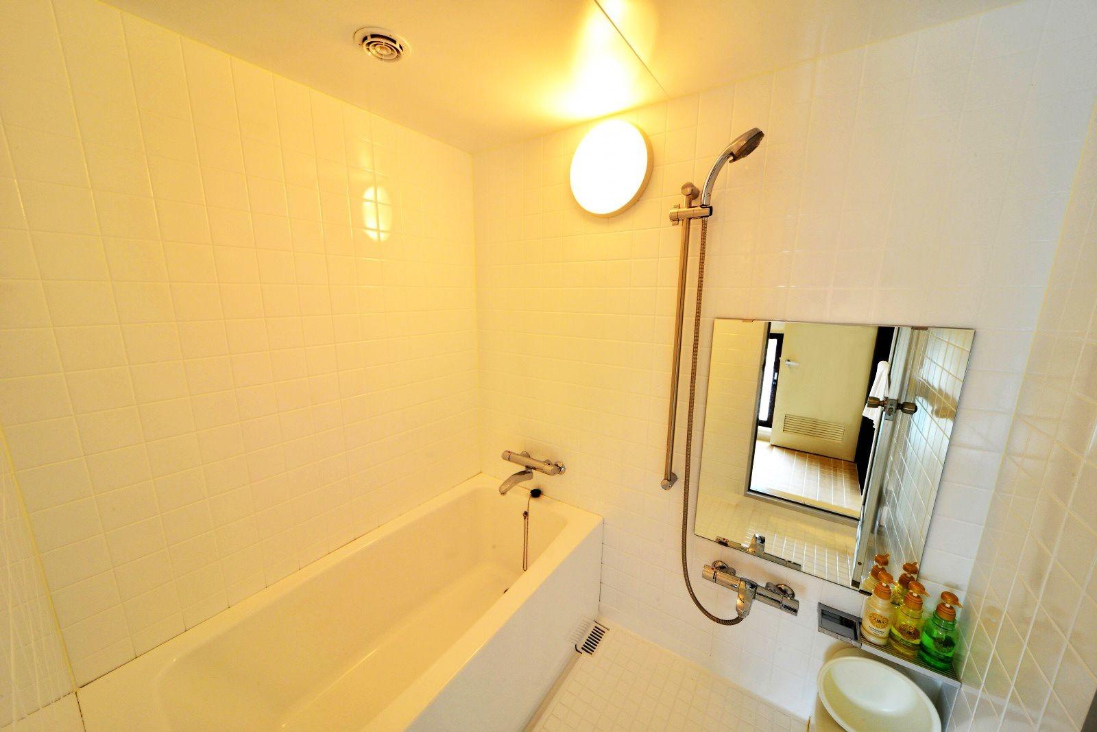 Twin Deluxe Two Beds