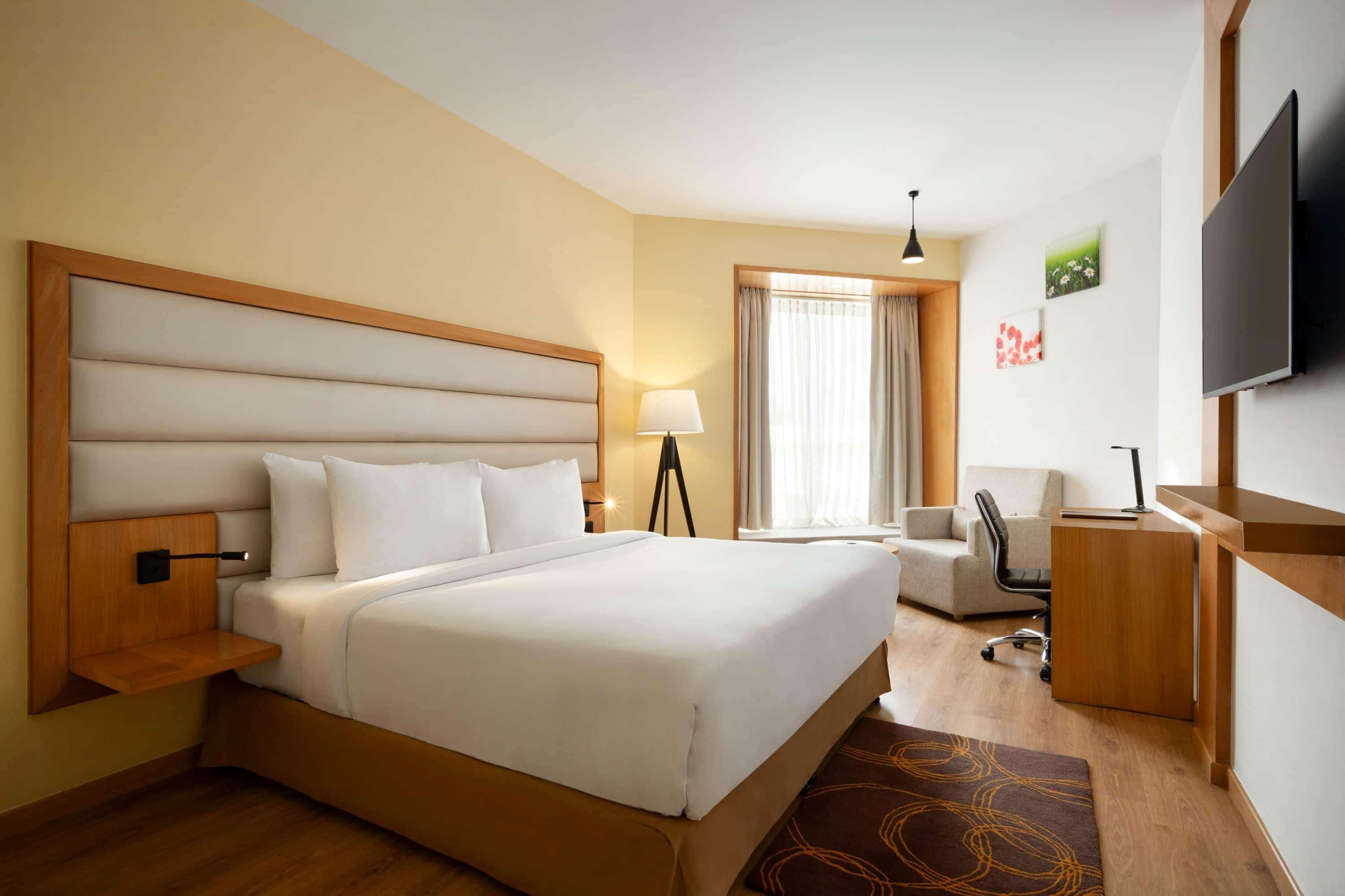 Double King Bed Non Smoking