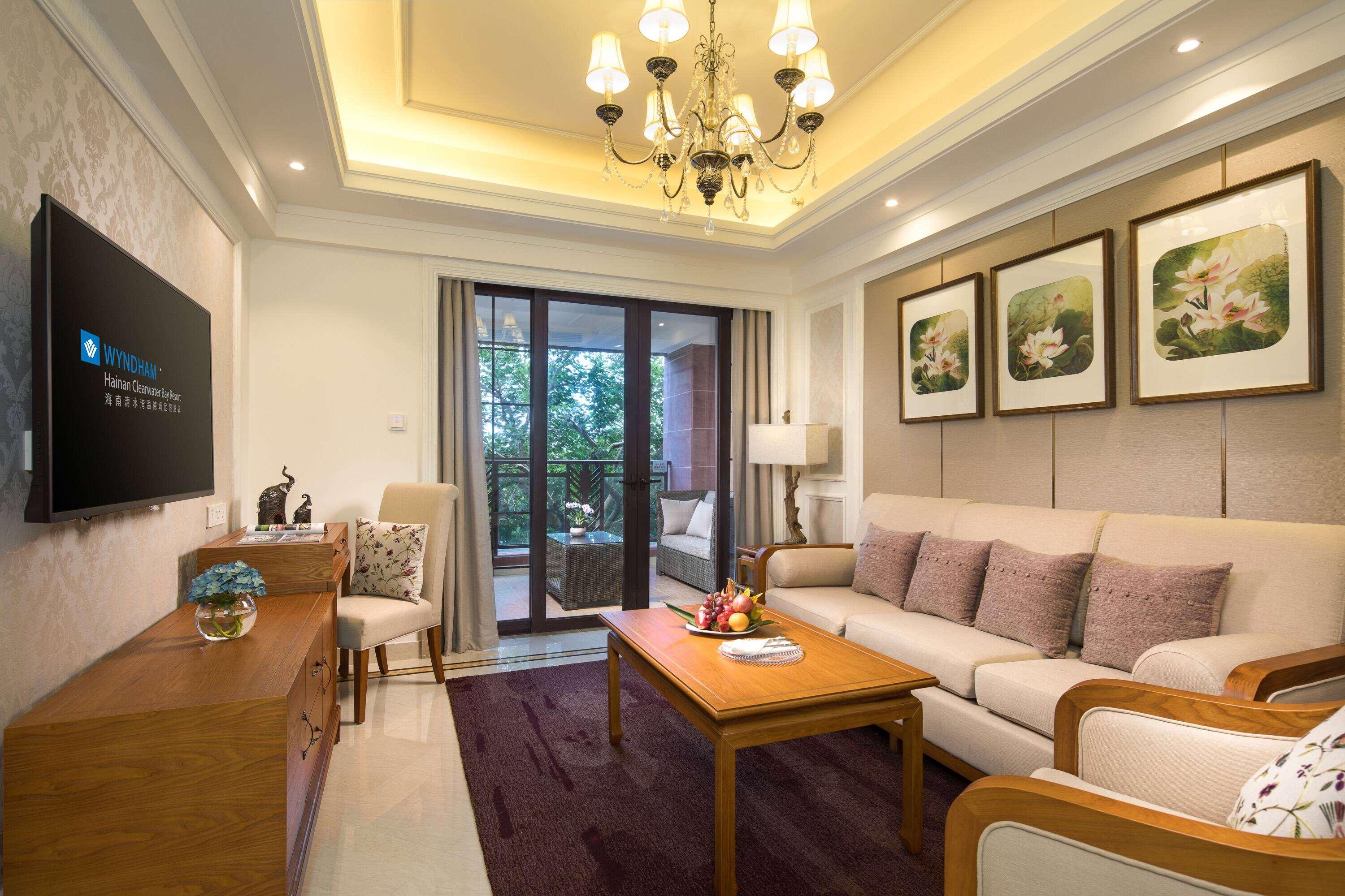 Suite Garden View King Bed