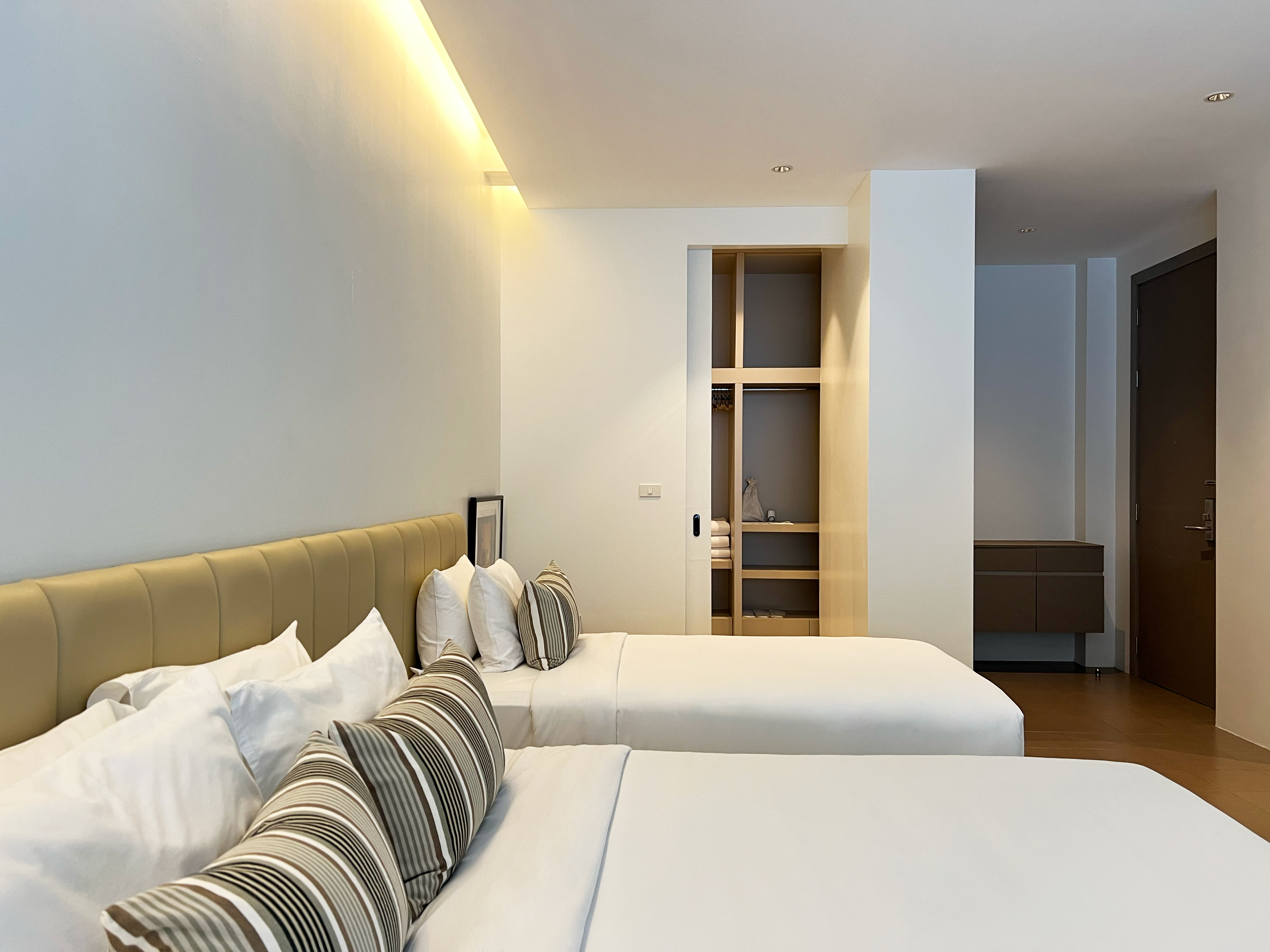 Family Room Superior