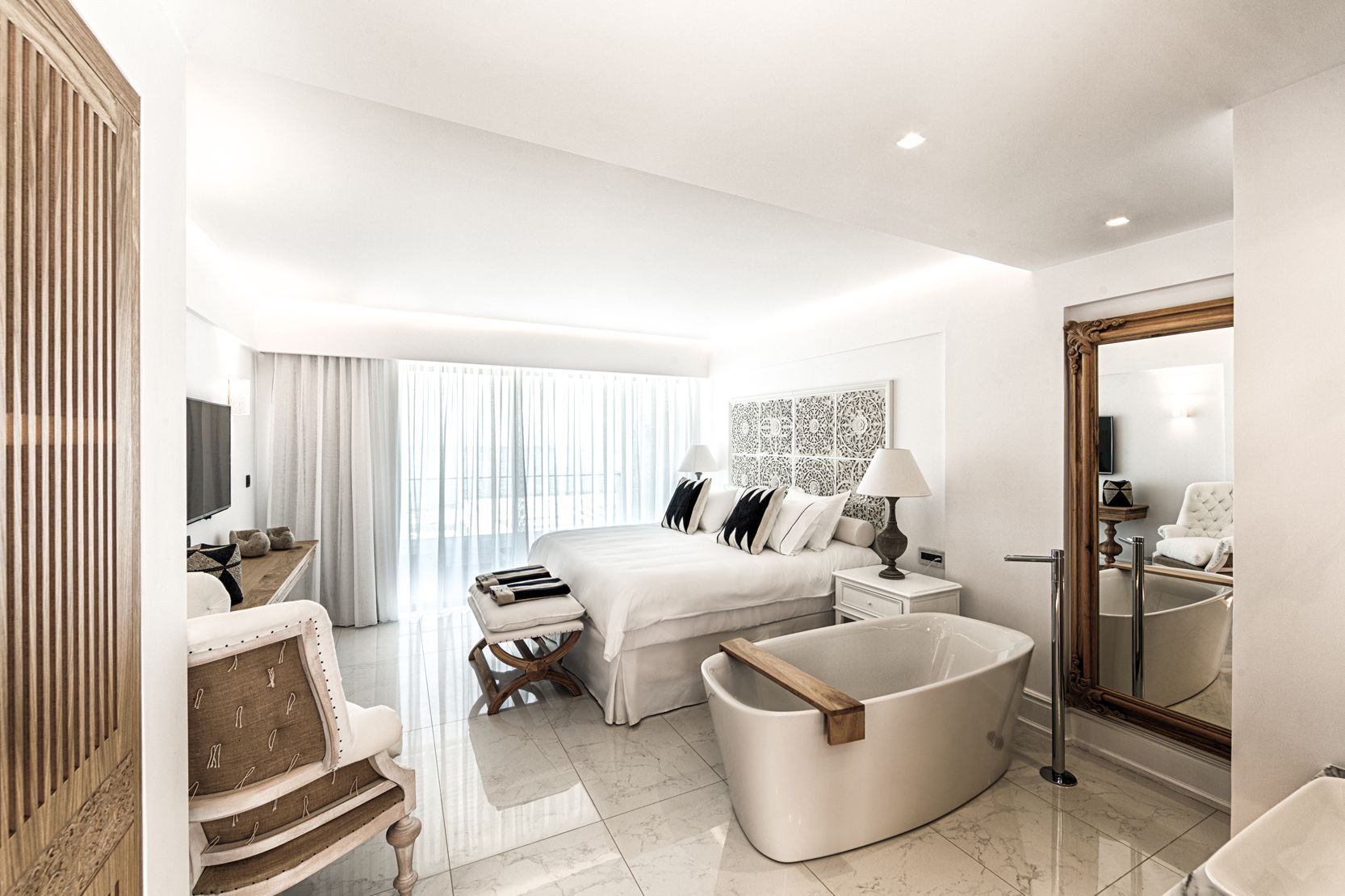 Double or Twin with Private Pool