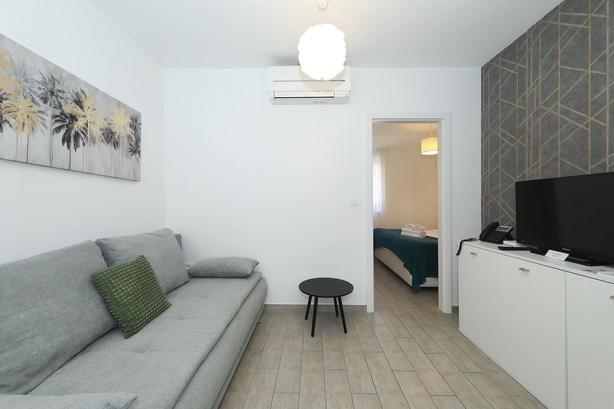 Apartment Capacity 4