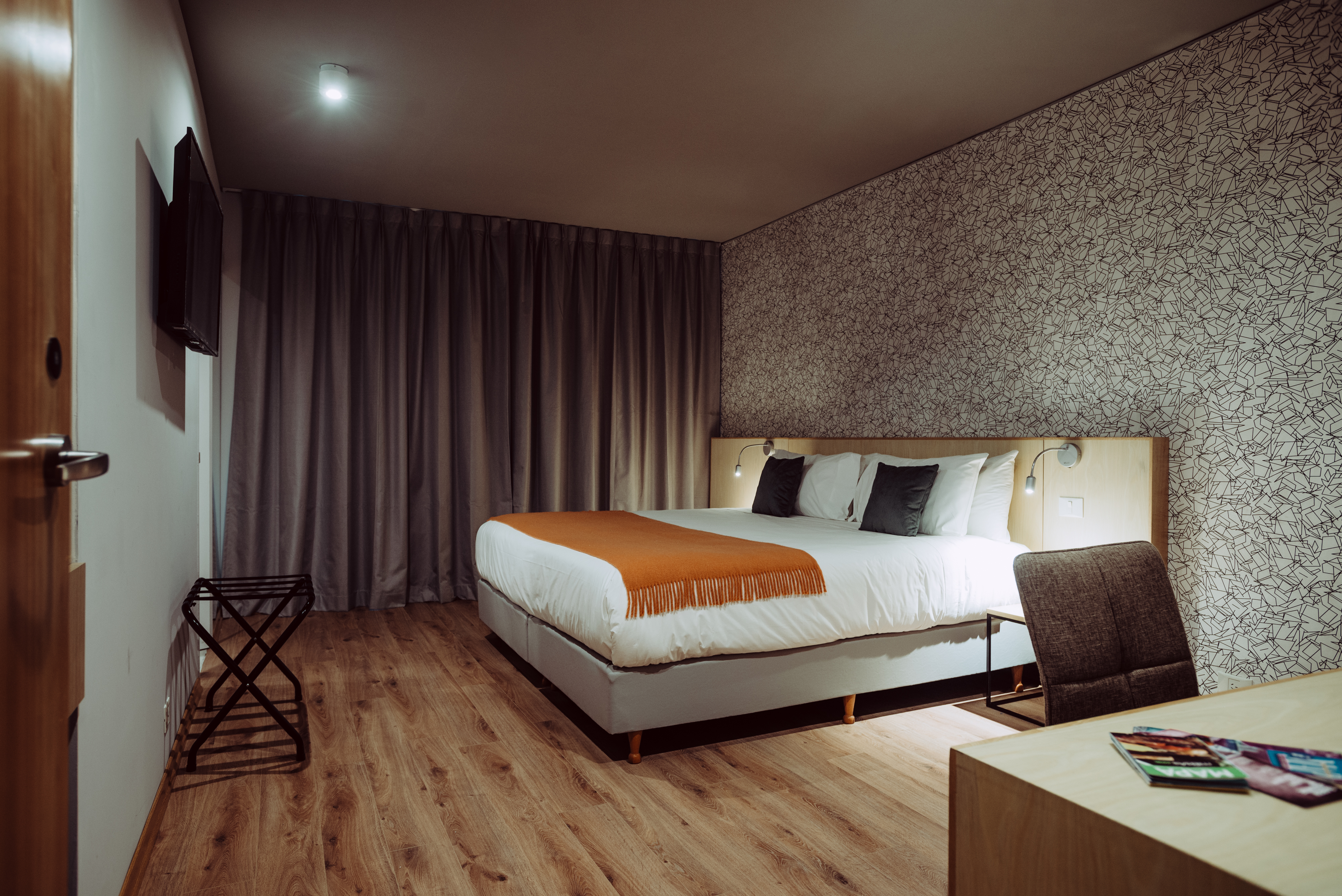 Double King Size Bed