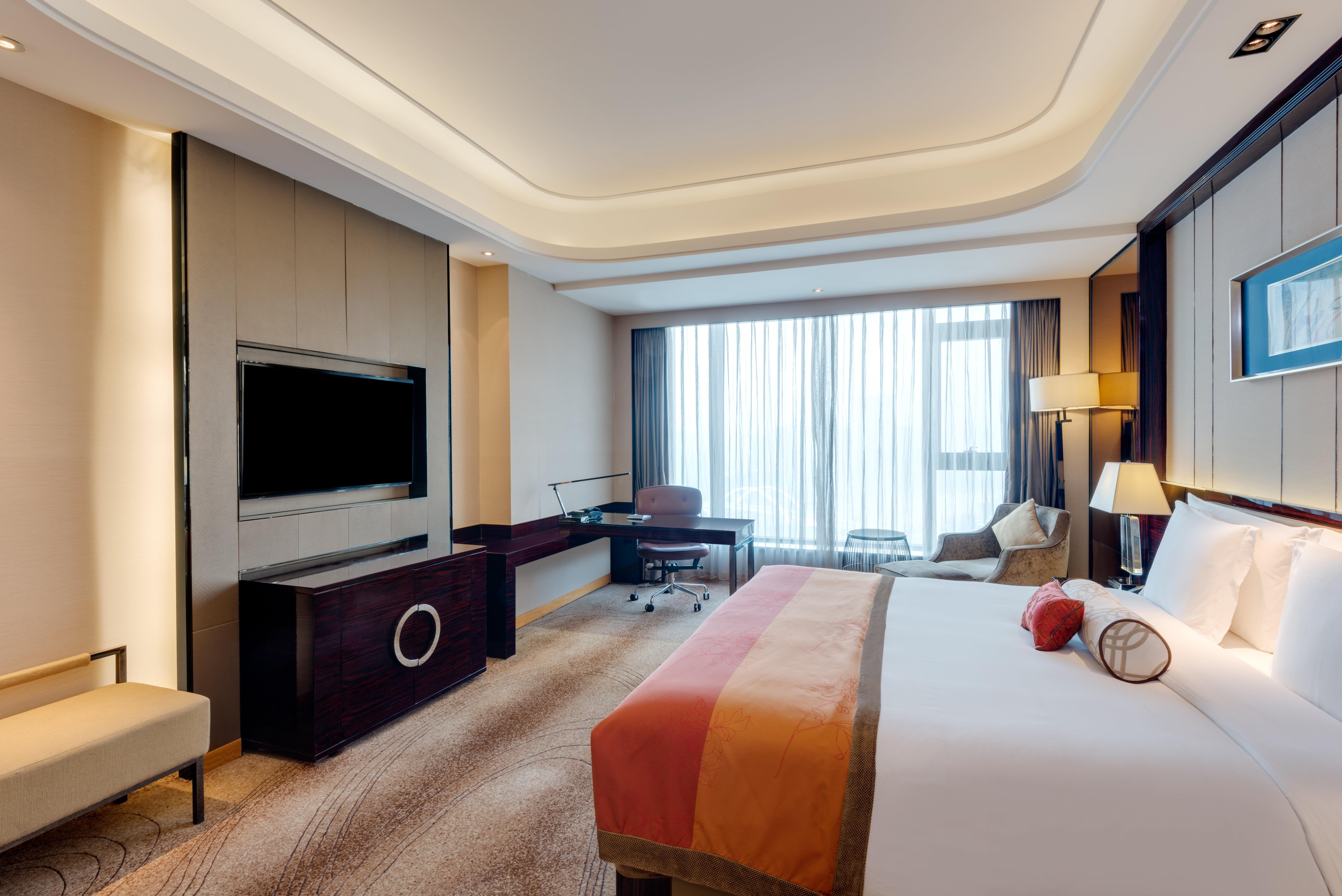 Double King Size Bed