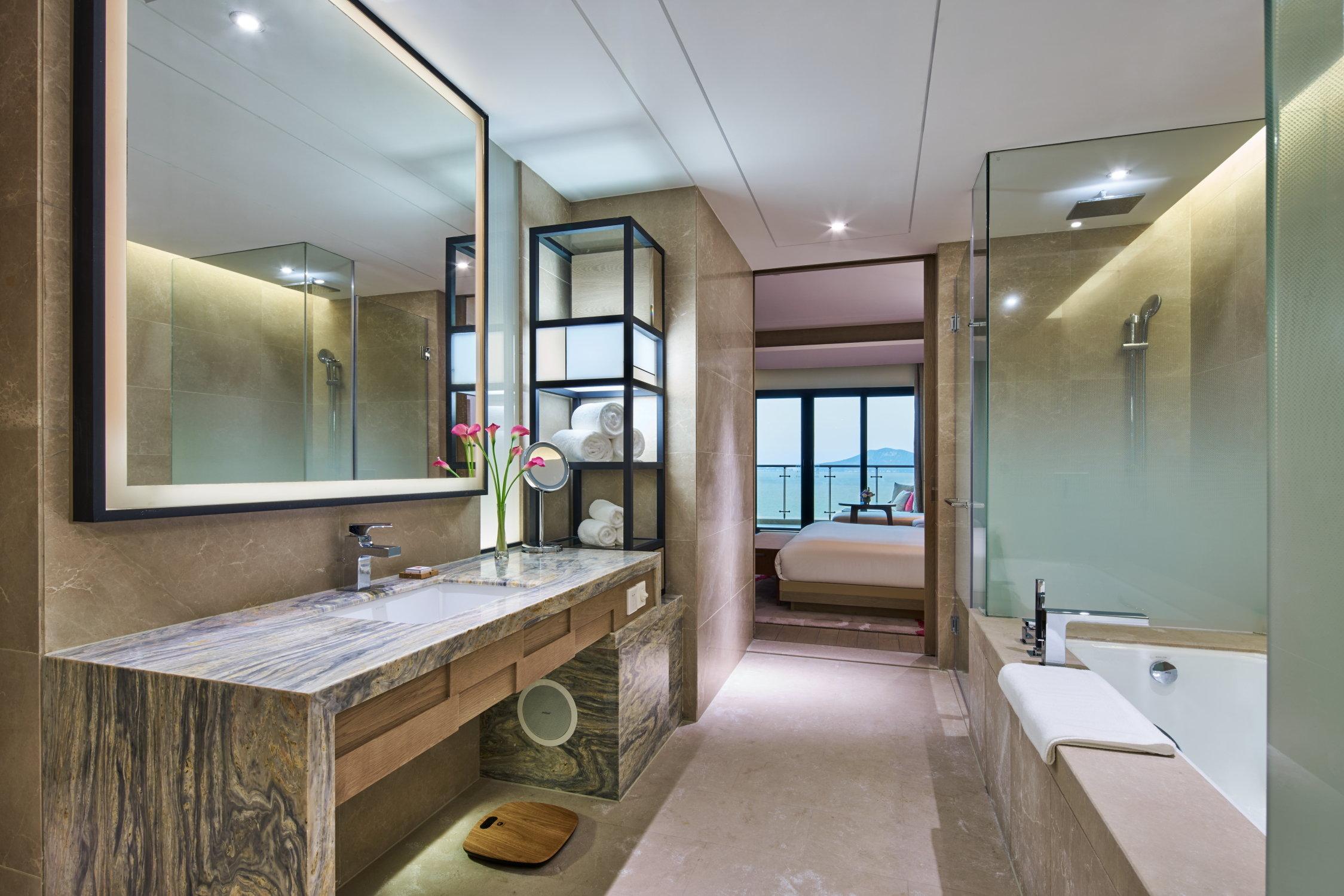 Double Sea View King Bed