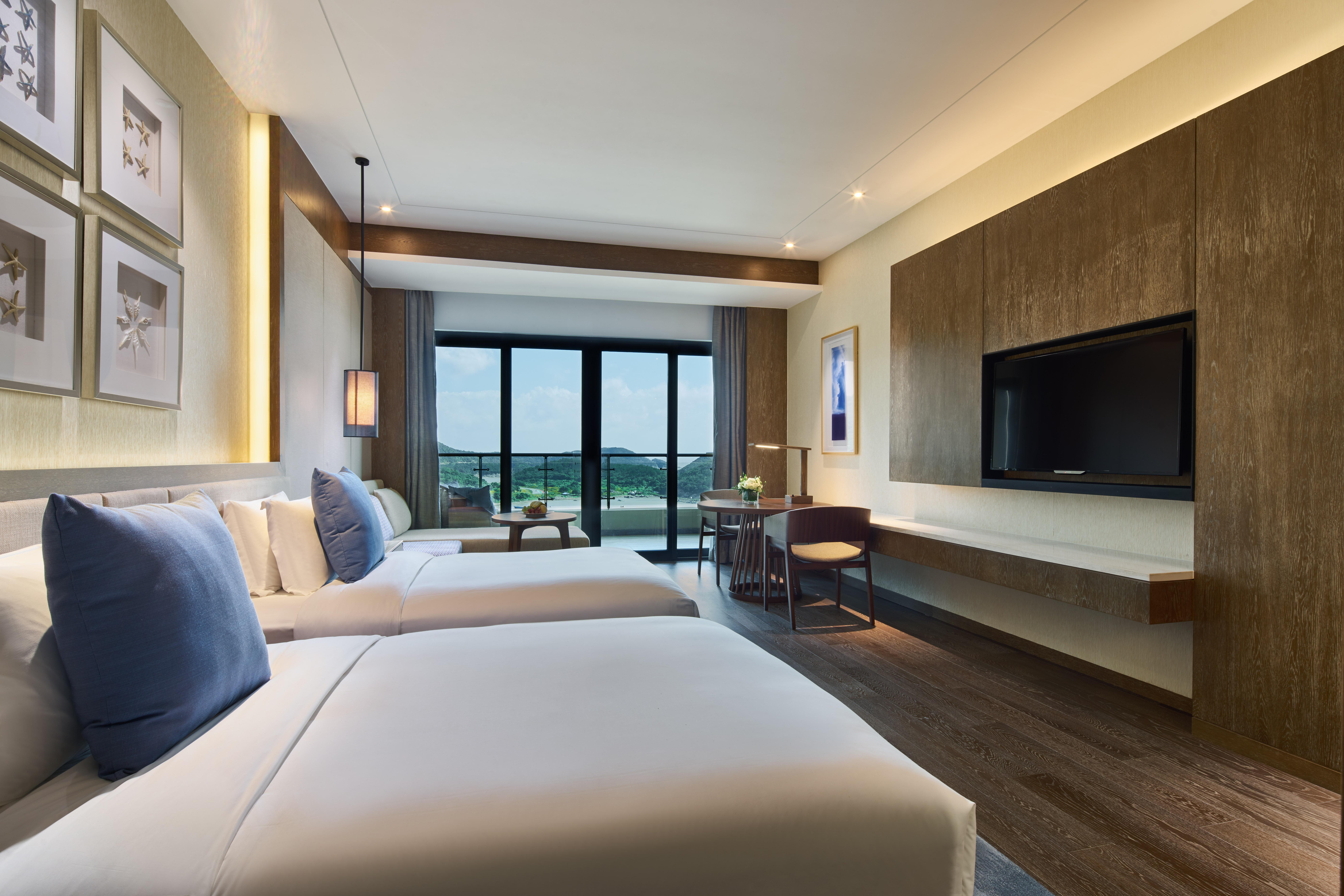 Quadruple Premium with Views