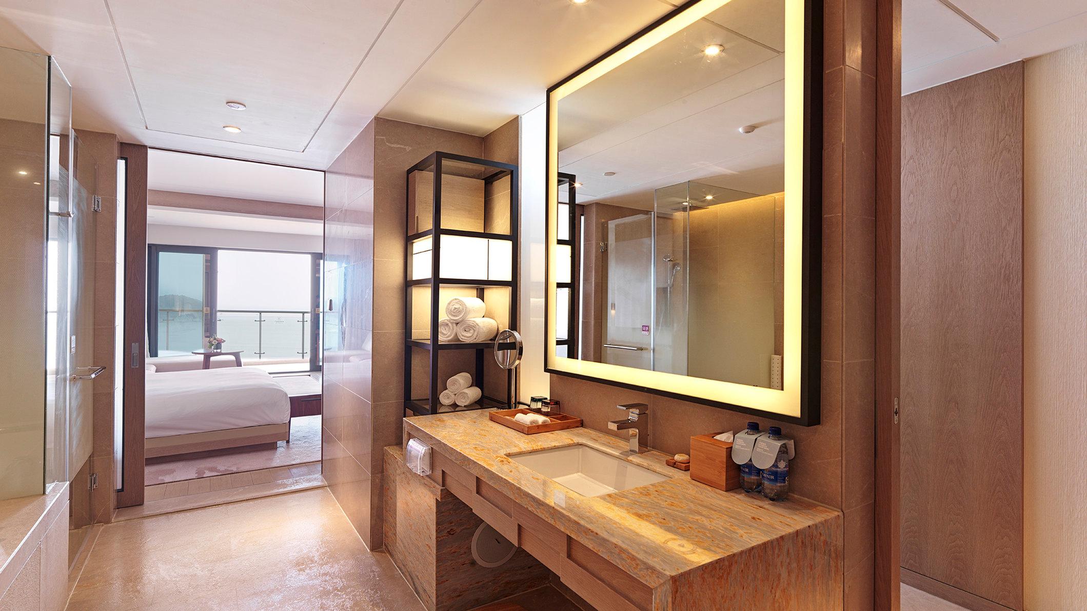 Double Sea View King Bed