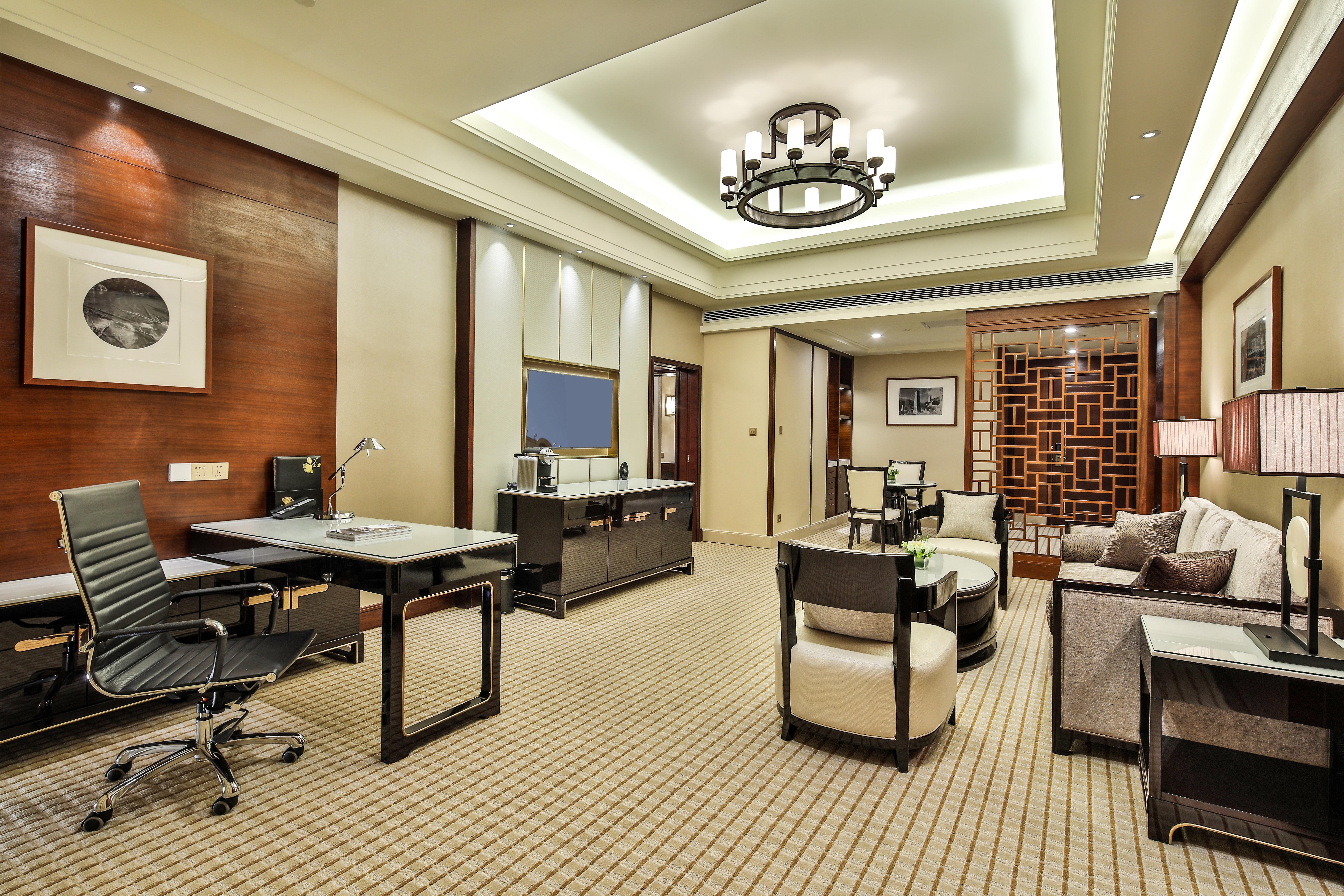 Double Classic Mountain View