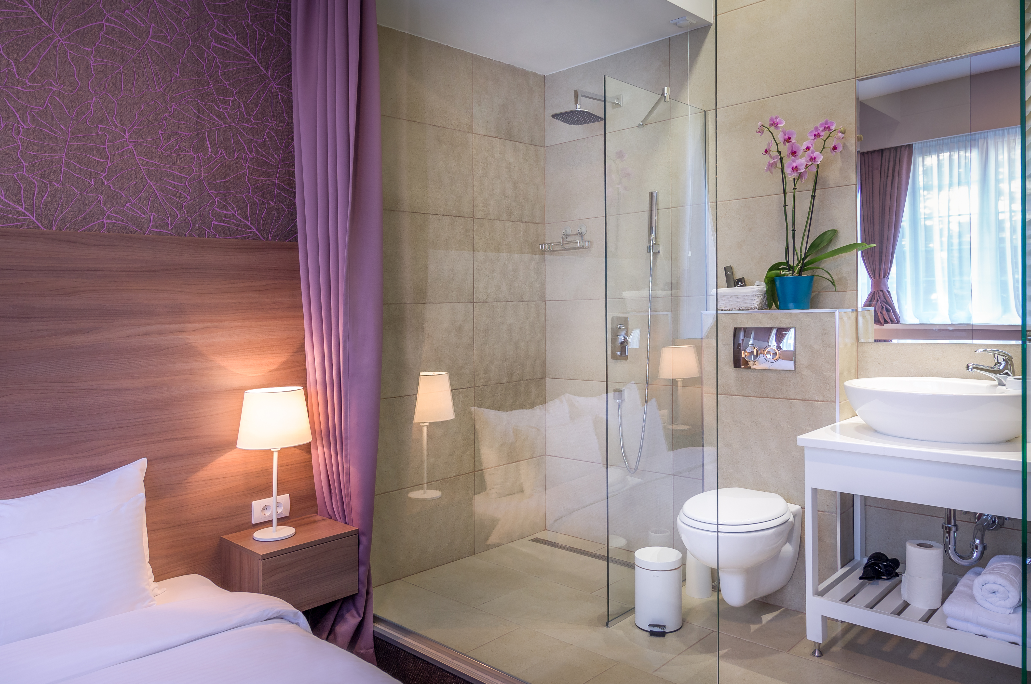 Double or Twin Standard