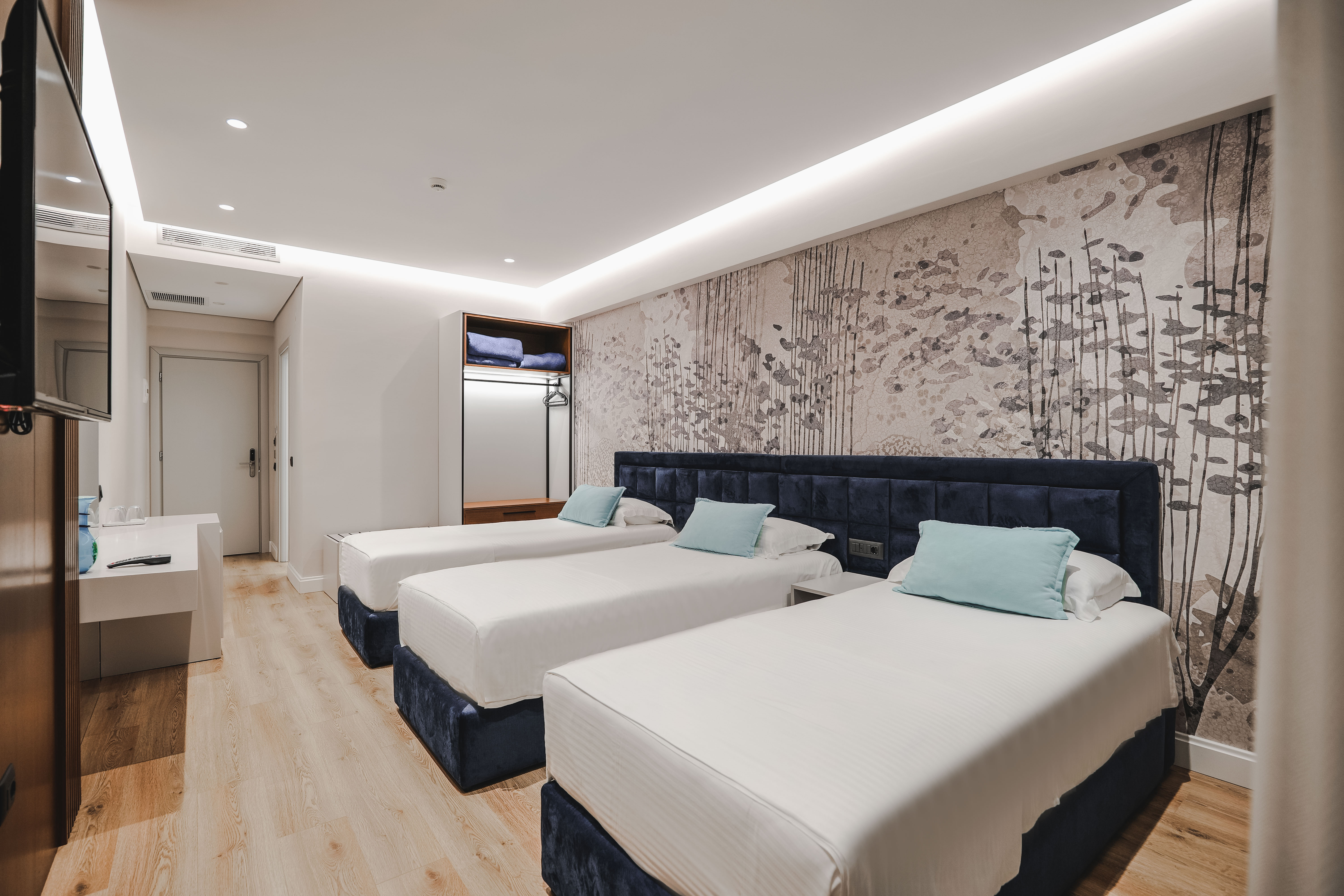 Triple Sea View with Balcony