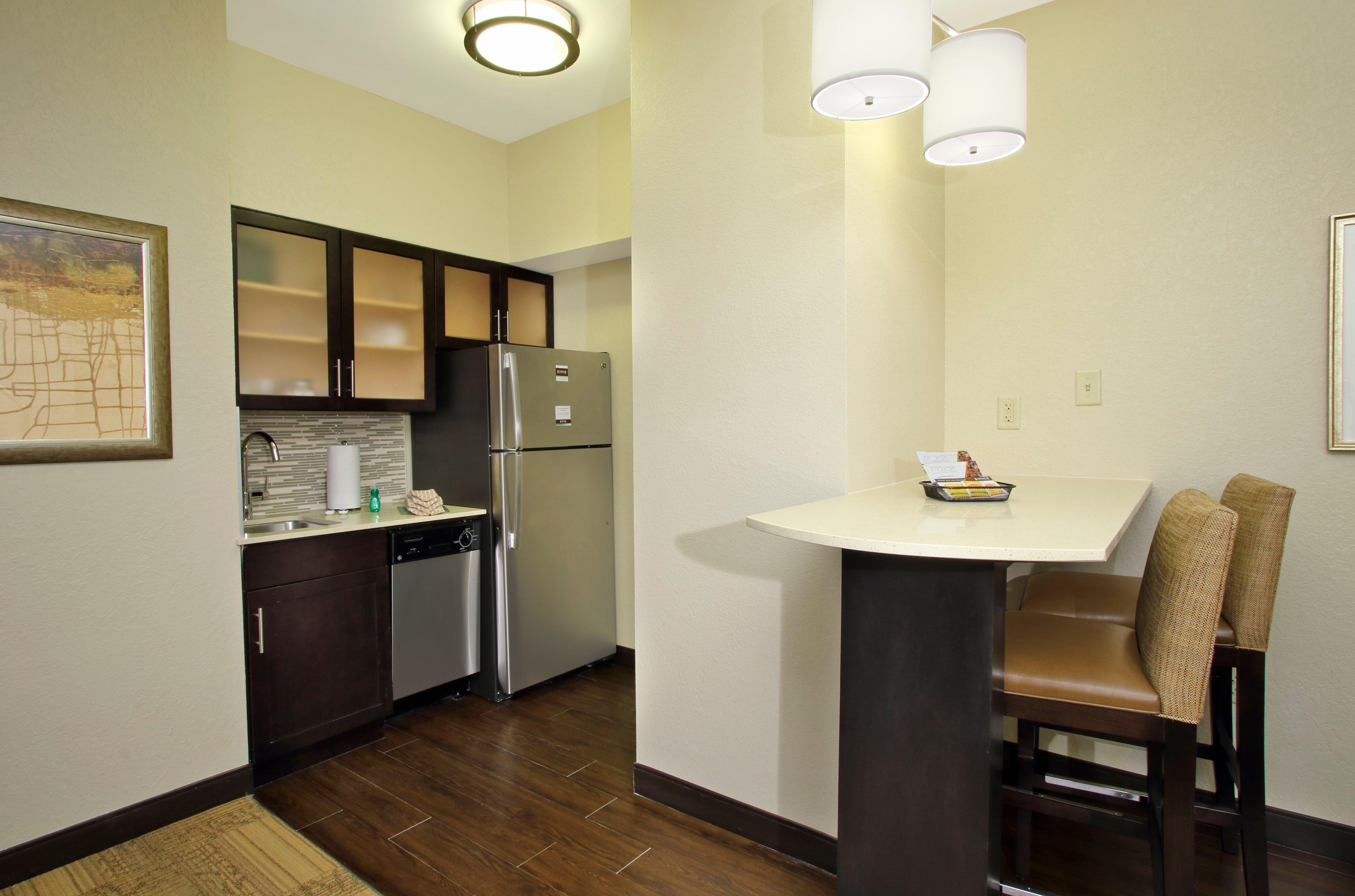 Suite Accessible-queen Size Bed