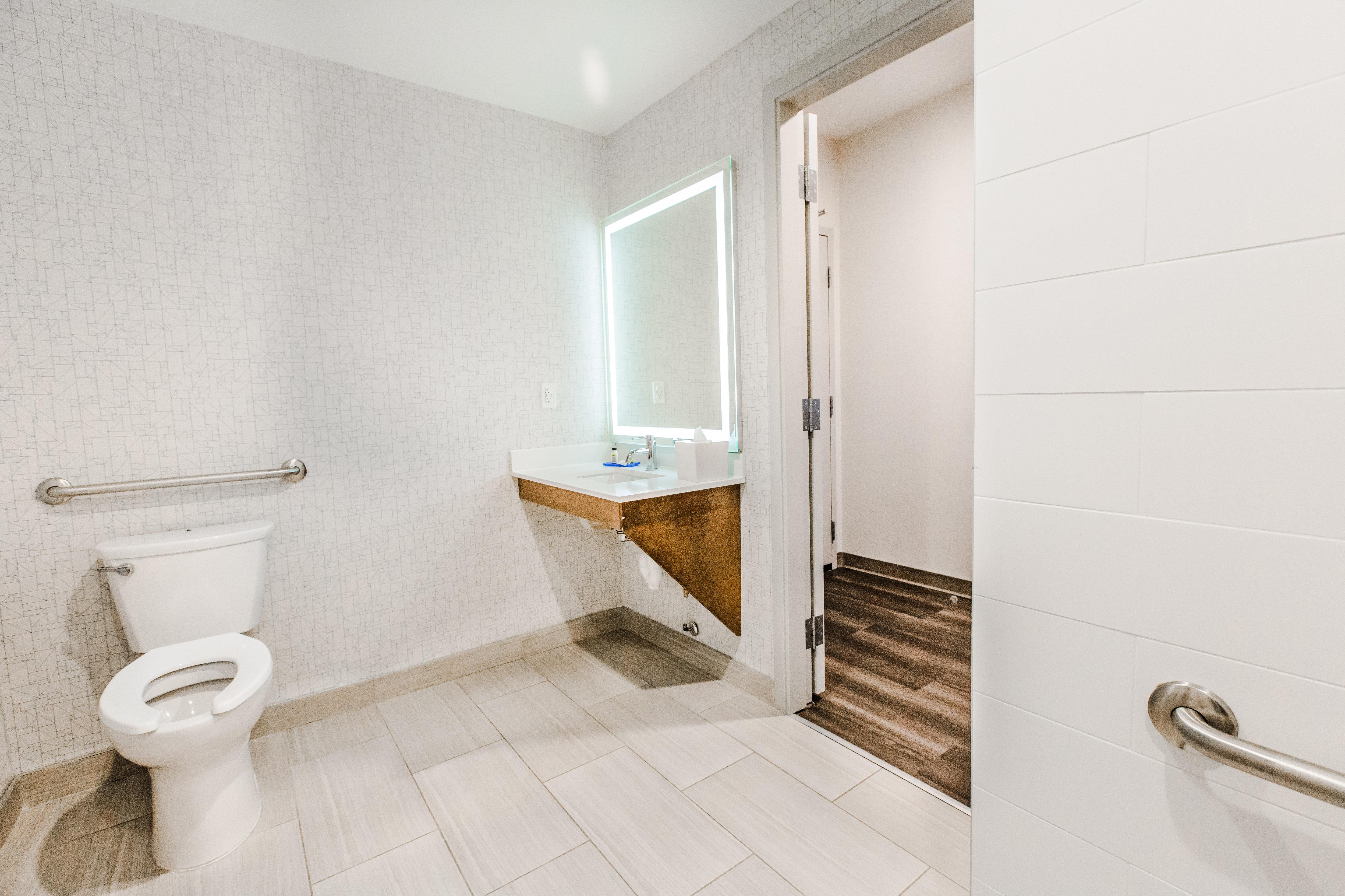 Suite Accessible-two Queen Beds