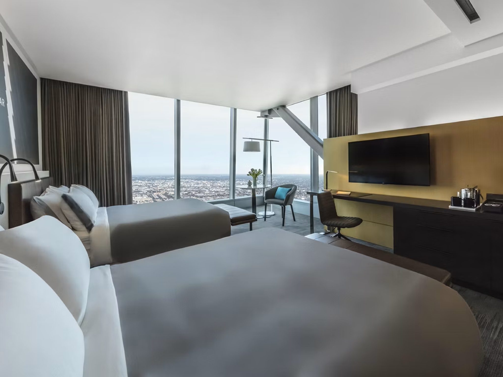 Double Two Queen Beds Premium