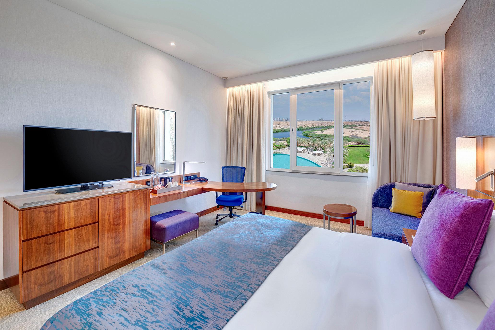 Double Garden View King Bed