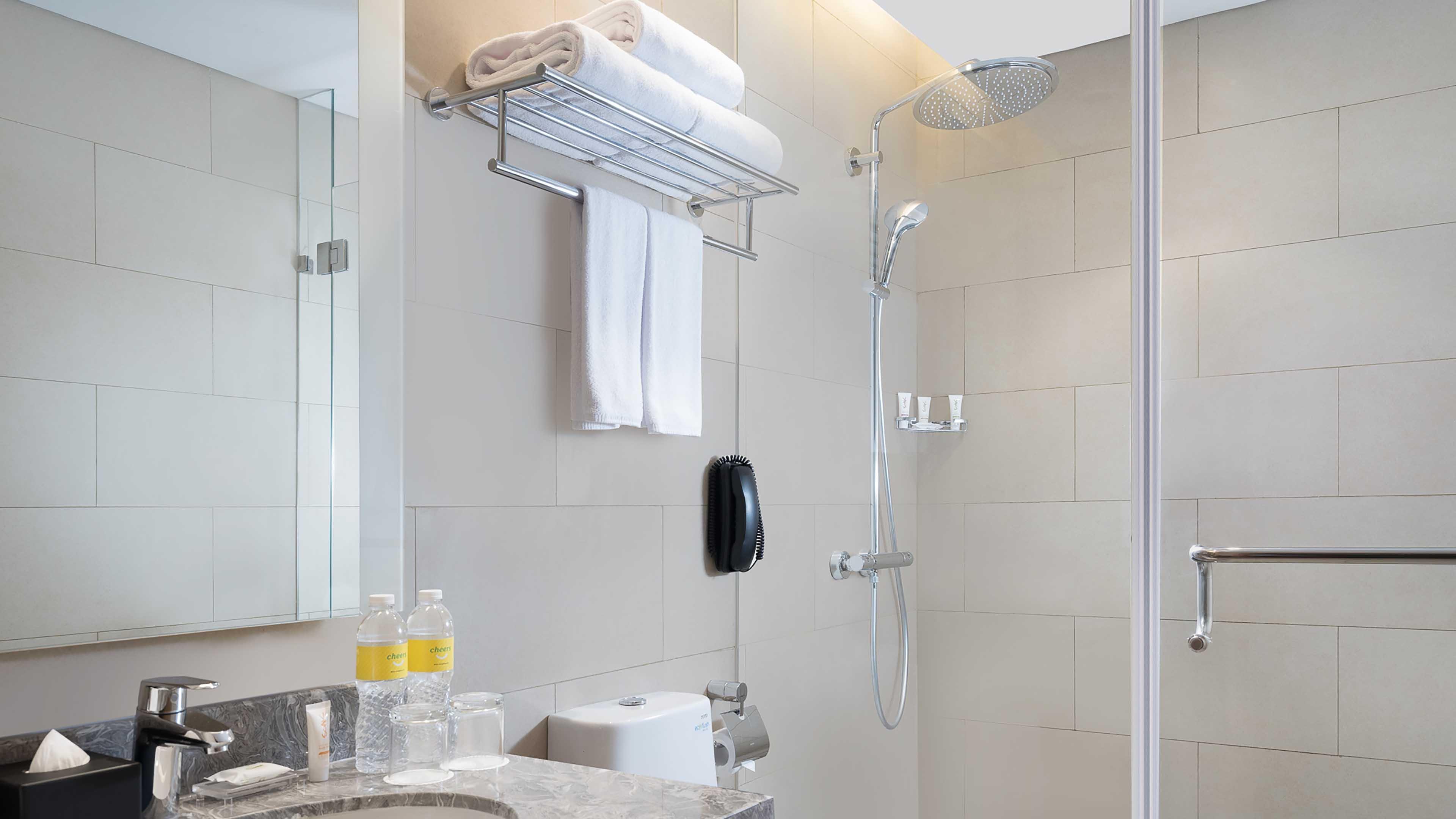 Suite City View King Bed