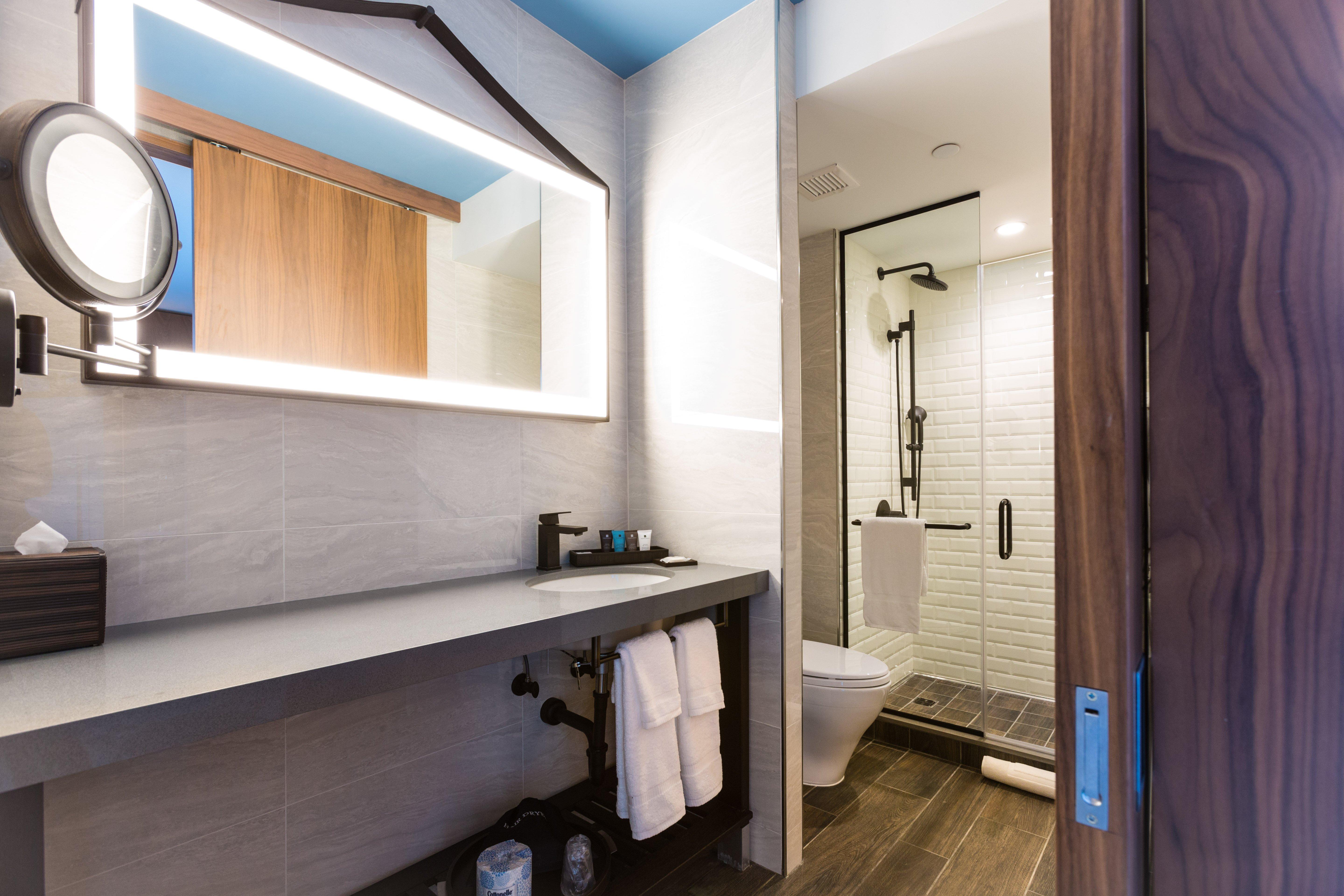 Double Accessible King Size Bed