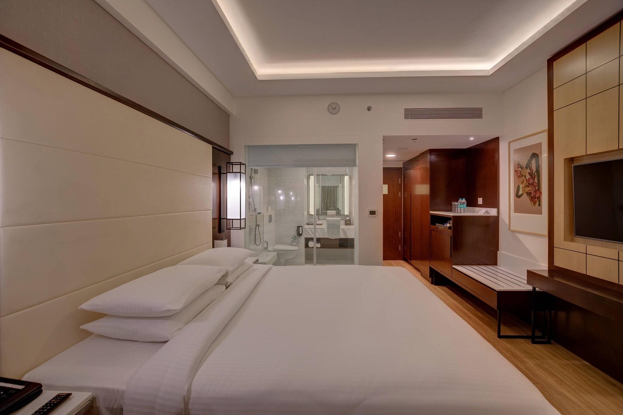 Double Executive King Bed