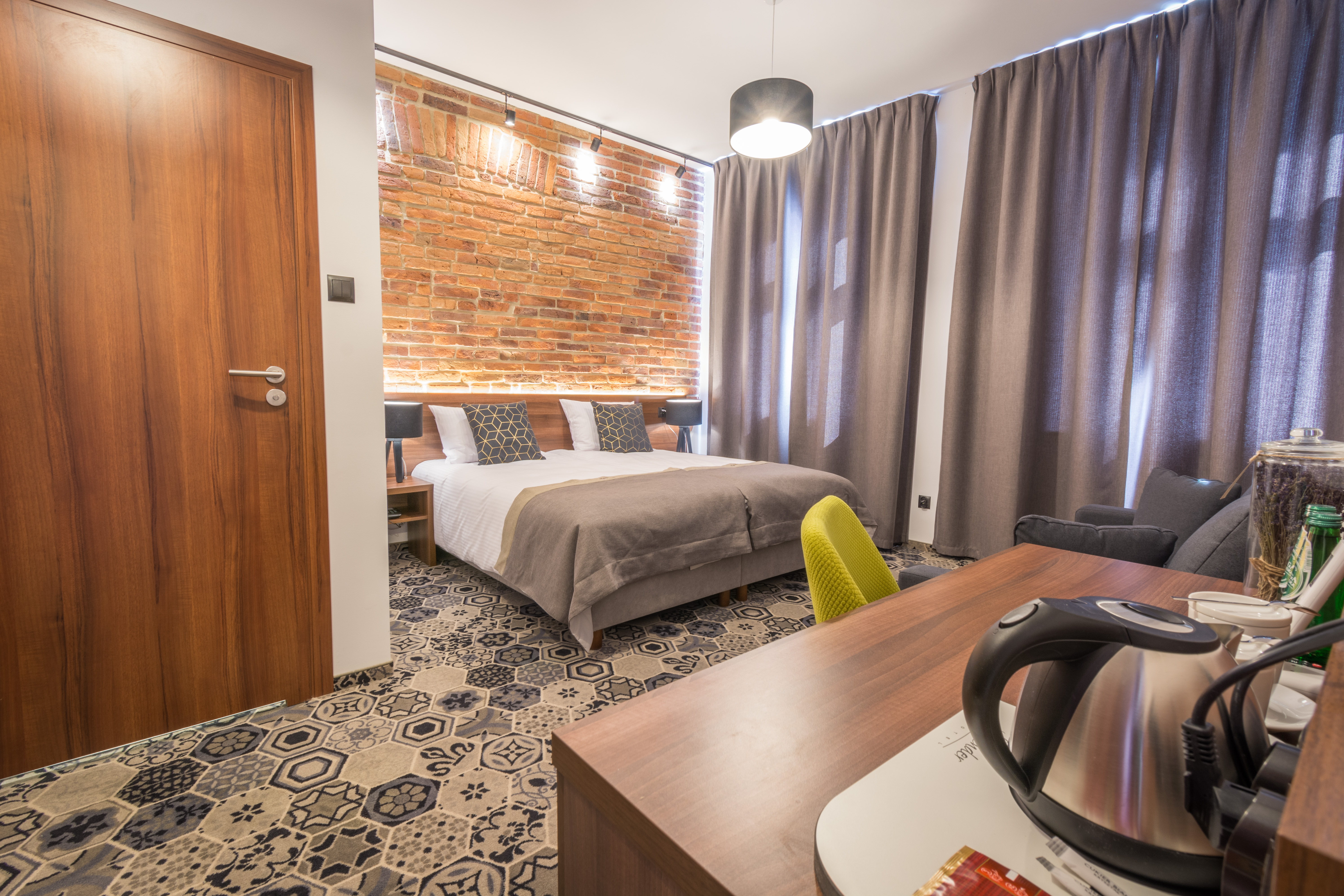 Double or Twin Deluxe