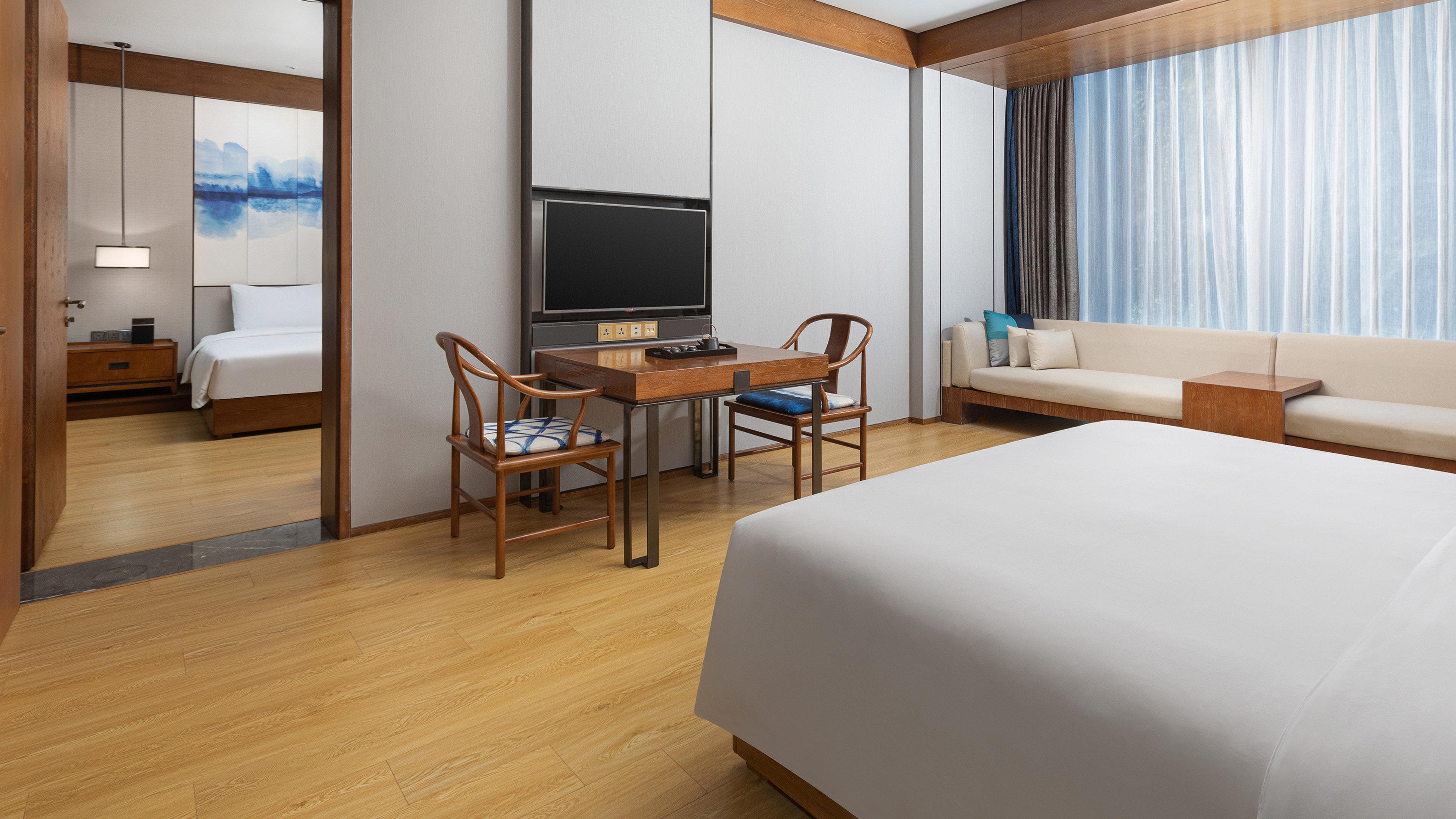 Double Accessible King Size Bed