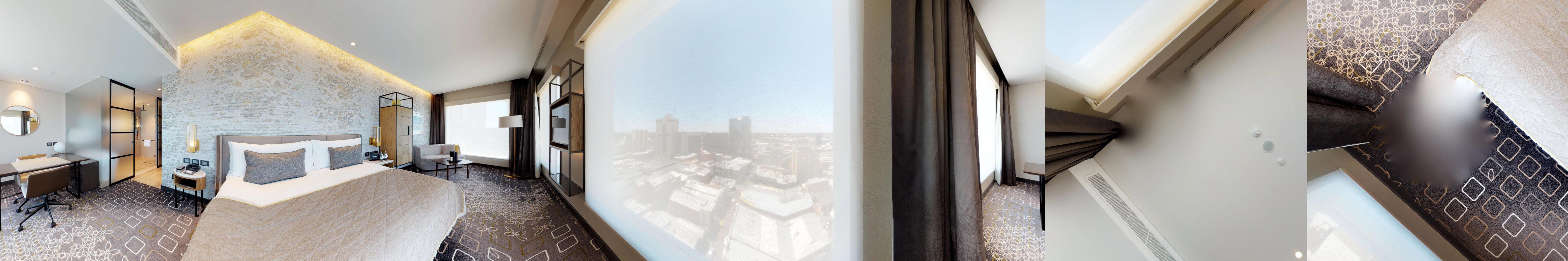 Junior Suite Club with Views