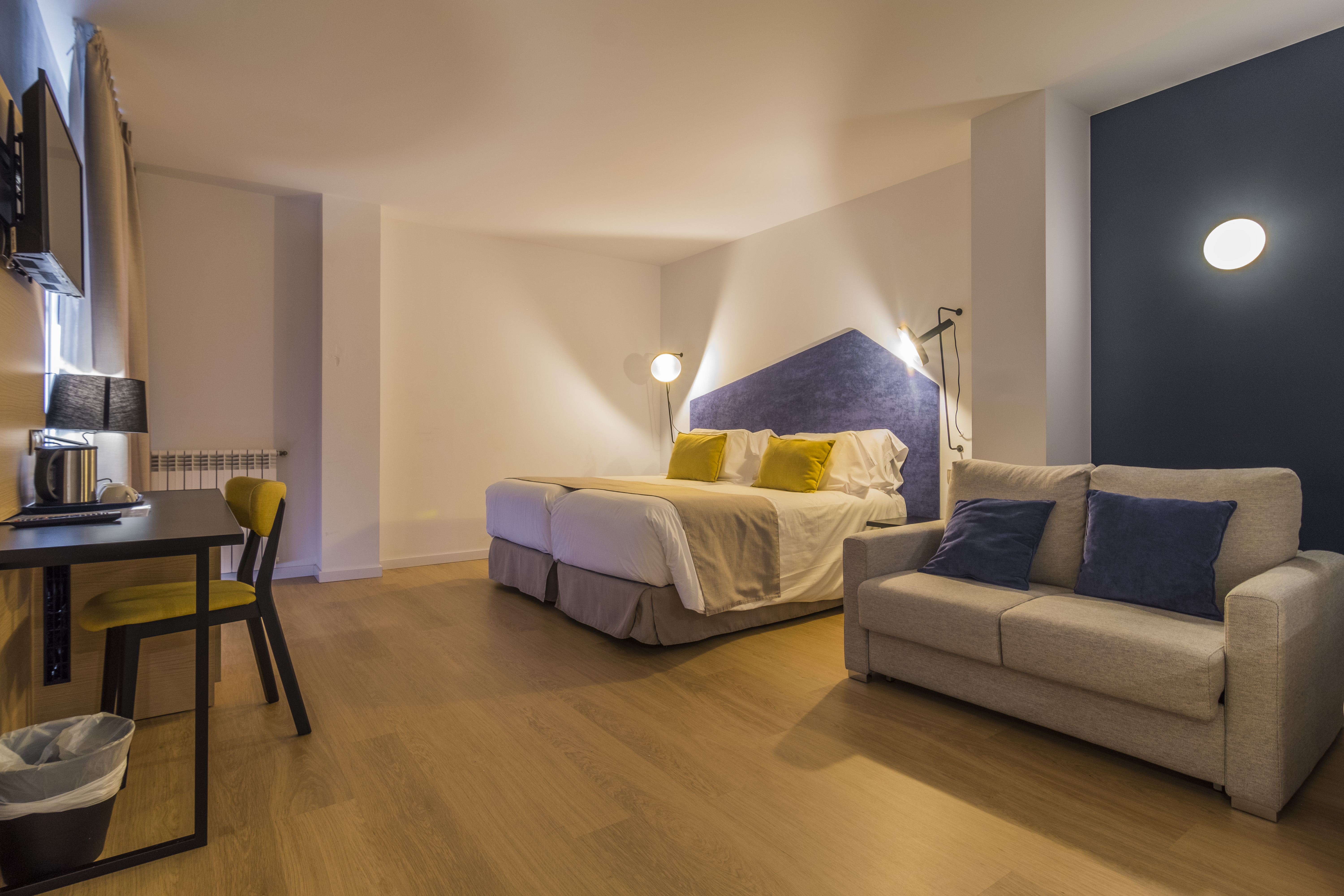 Quadruple Capacity 4