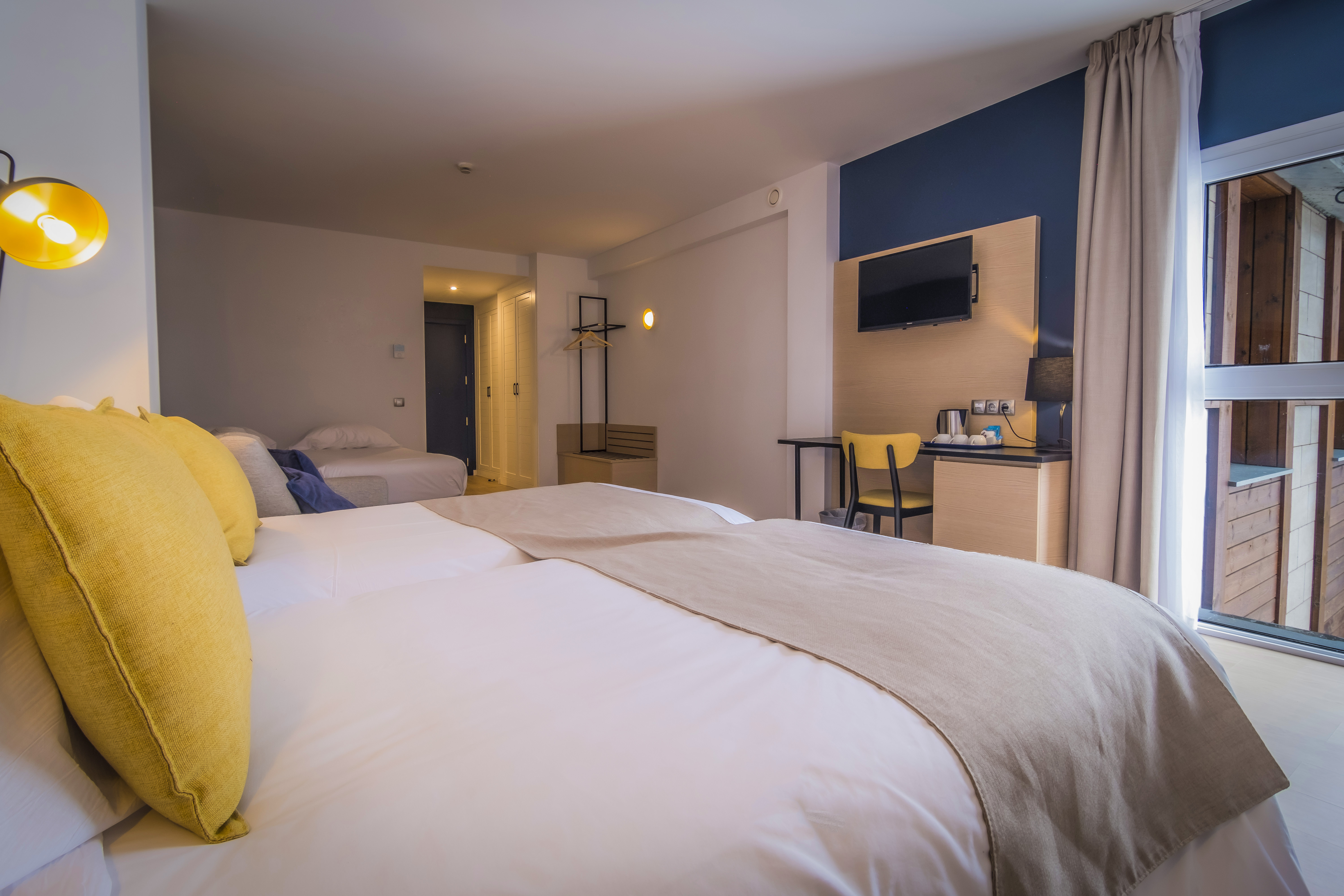 Quadruple Capacity 4