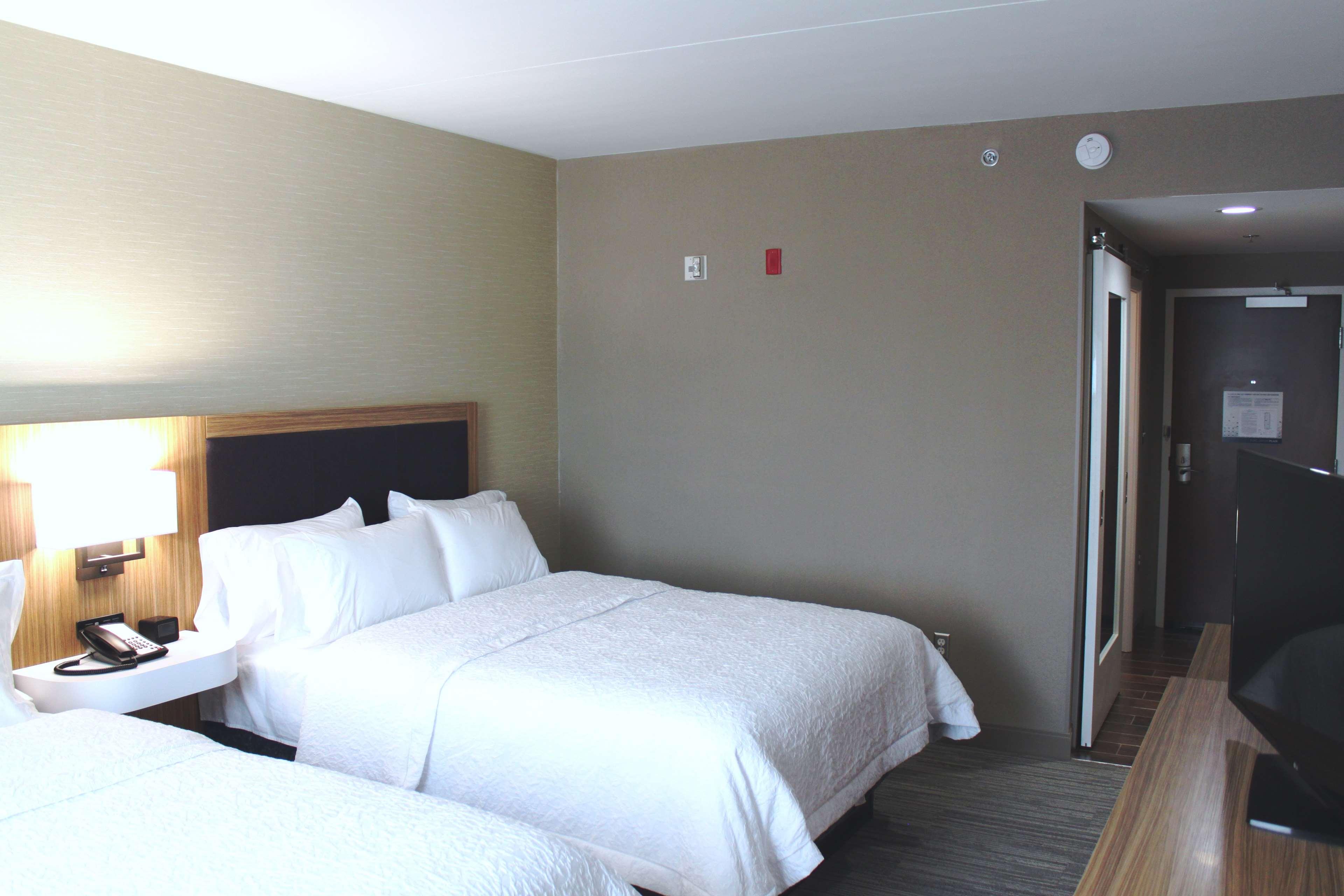 Double King Bed Non Smoking