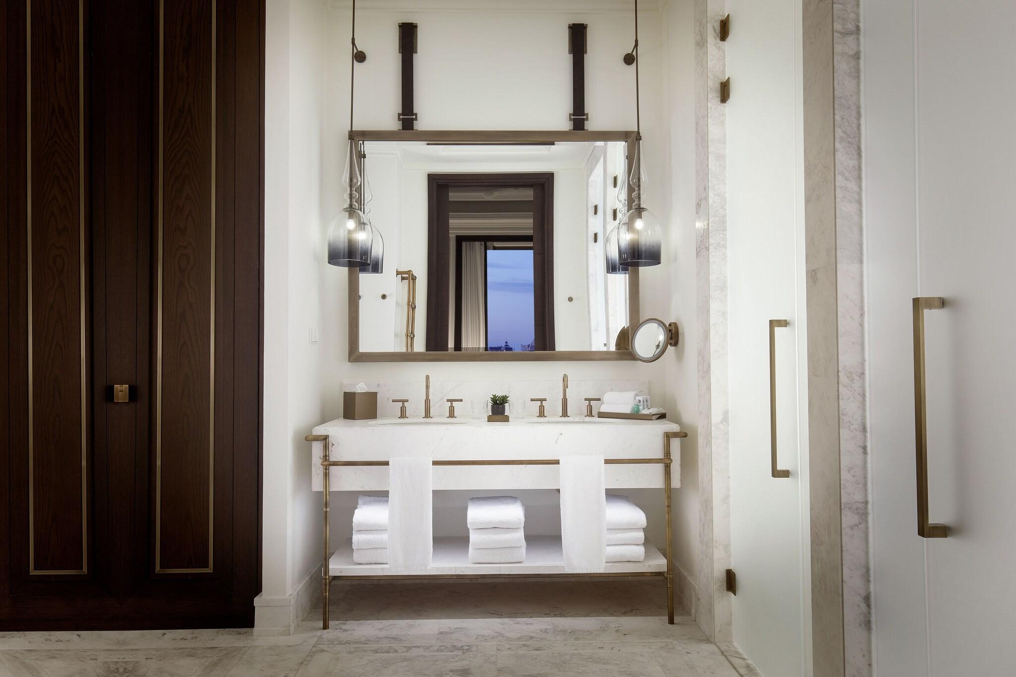 Double Grand with Views