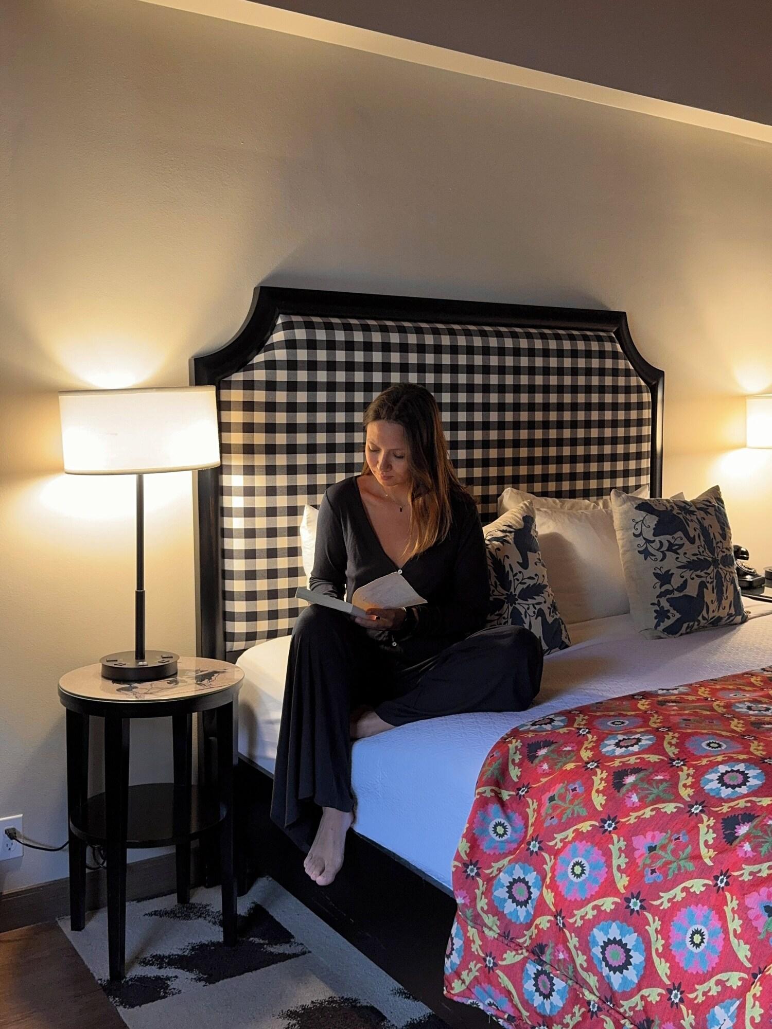 Suite with Kitchenette