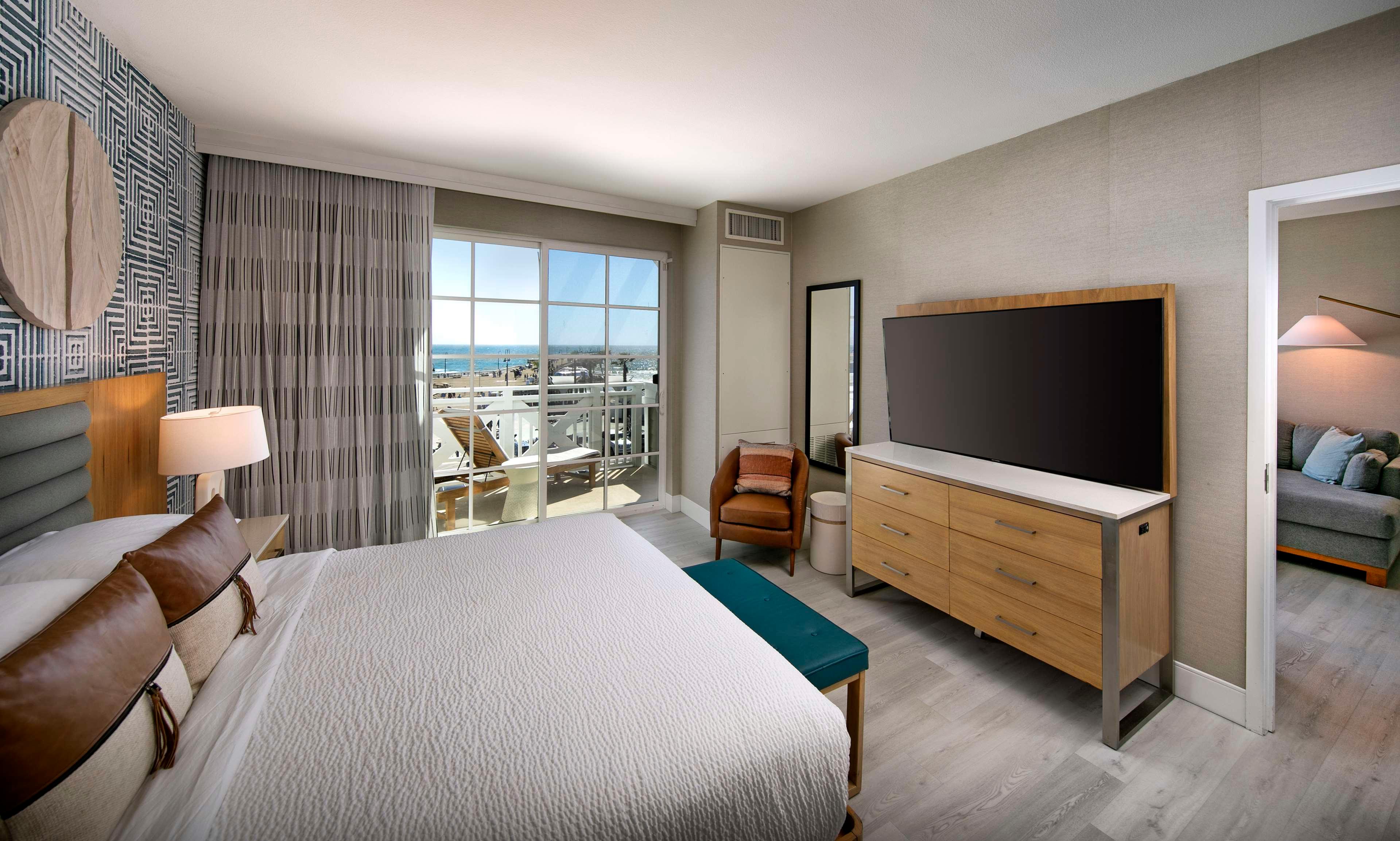 Suite Ocean View with Balcony