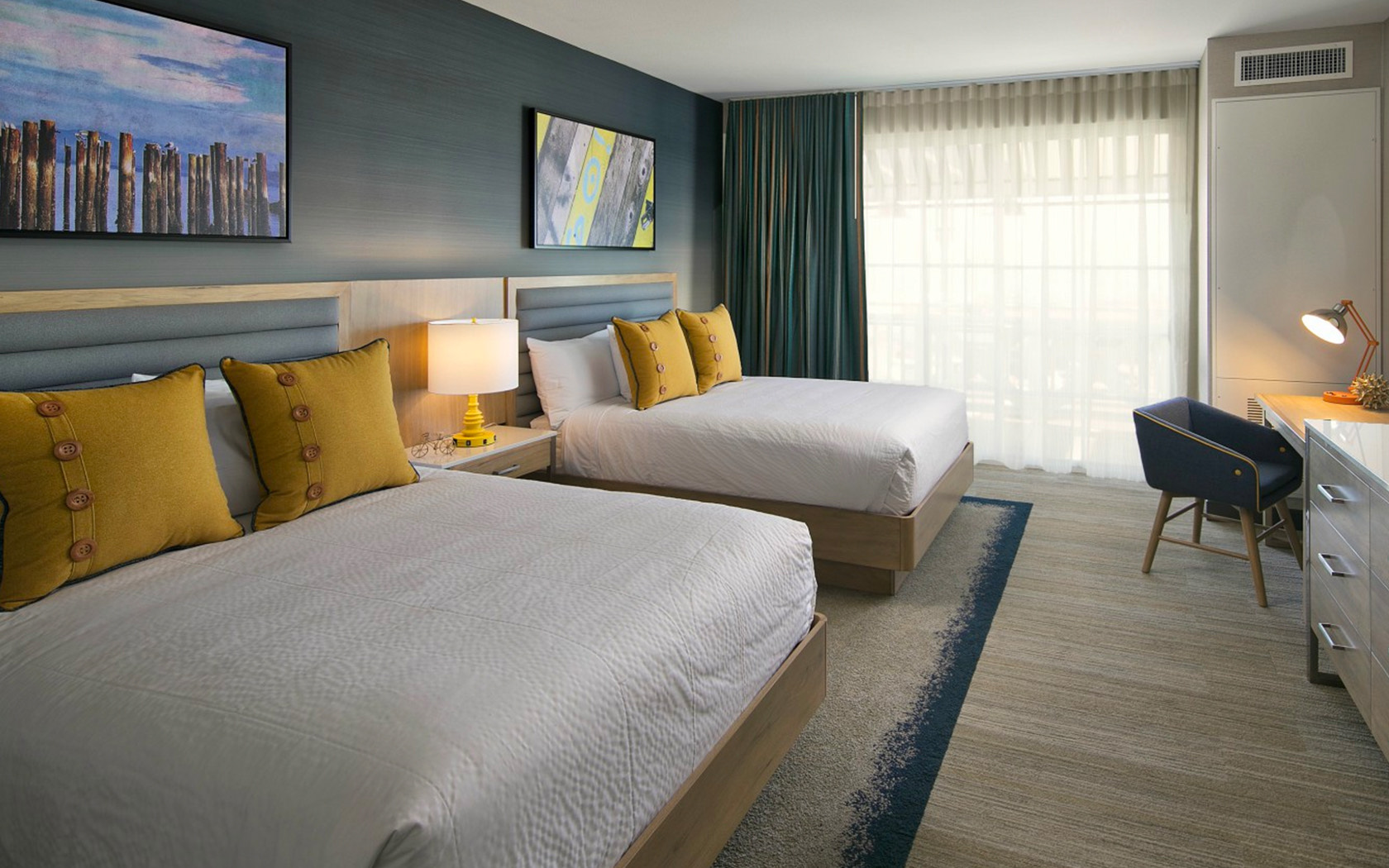 Double Queen Size Bed