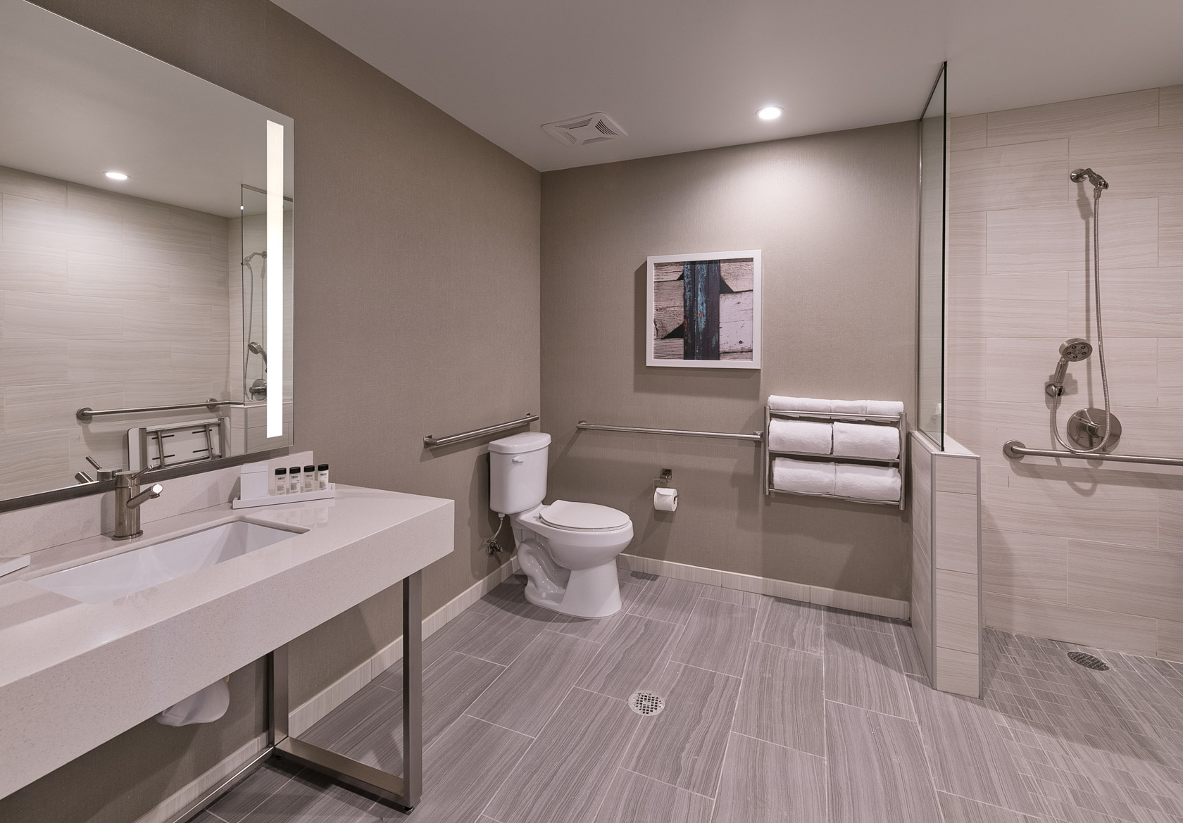 Double Accessible King Size Bed