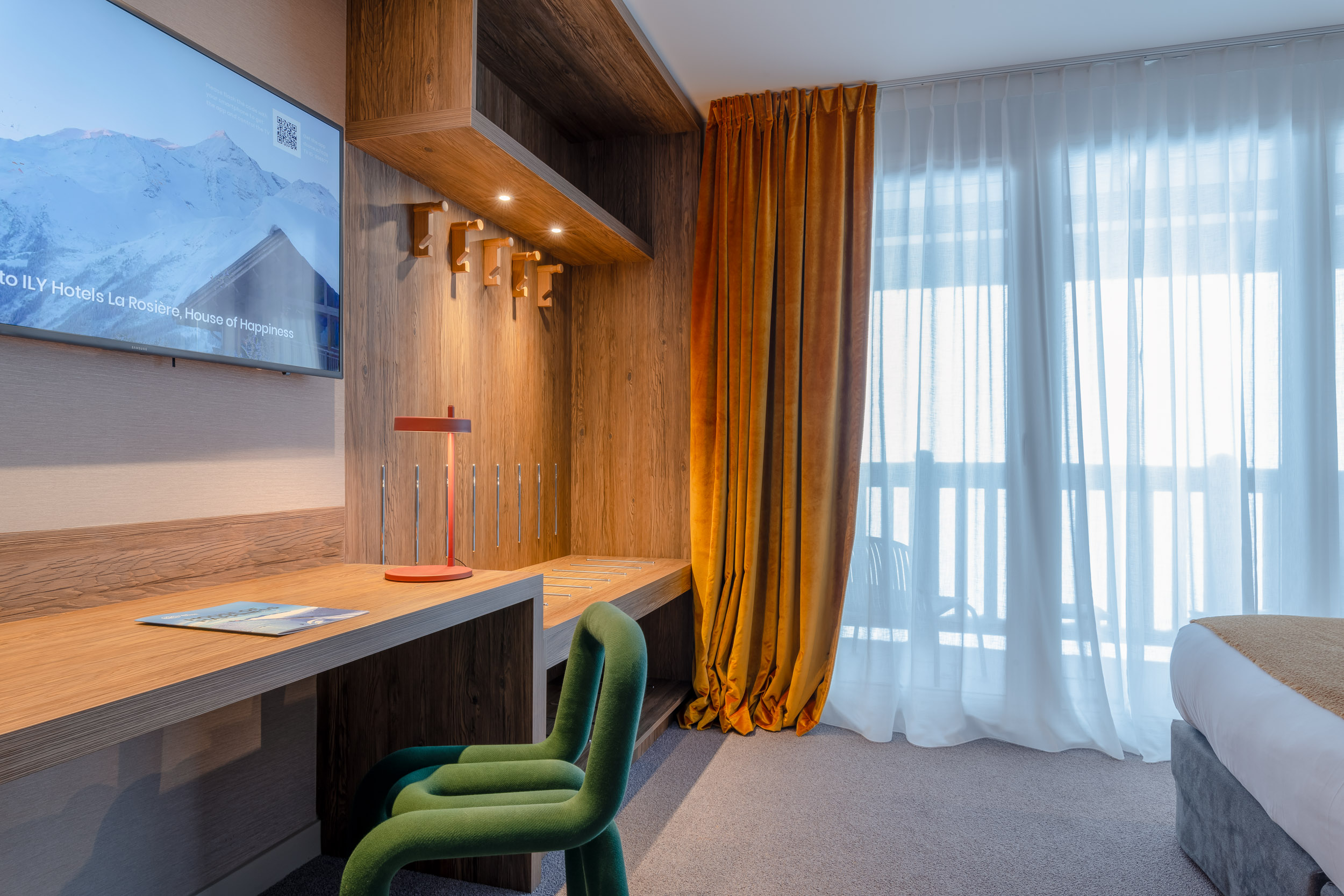 Double or Twin Superior Mountain View