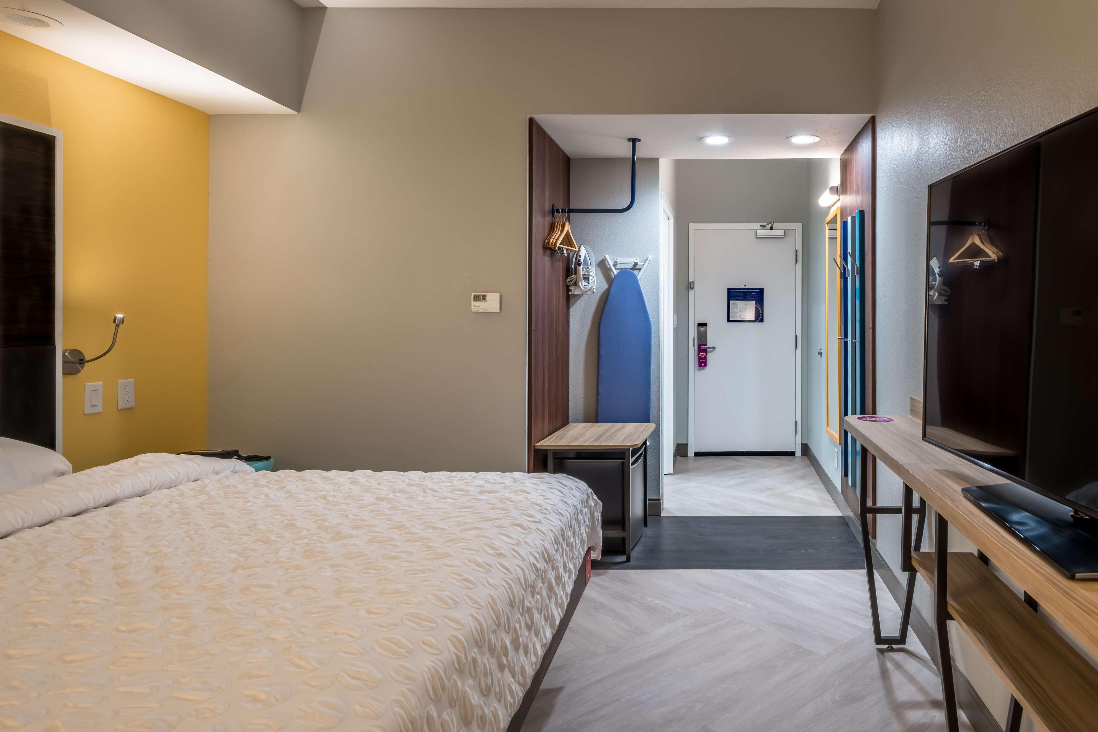 Double King Size Bed