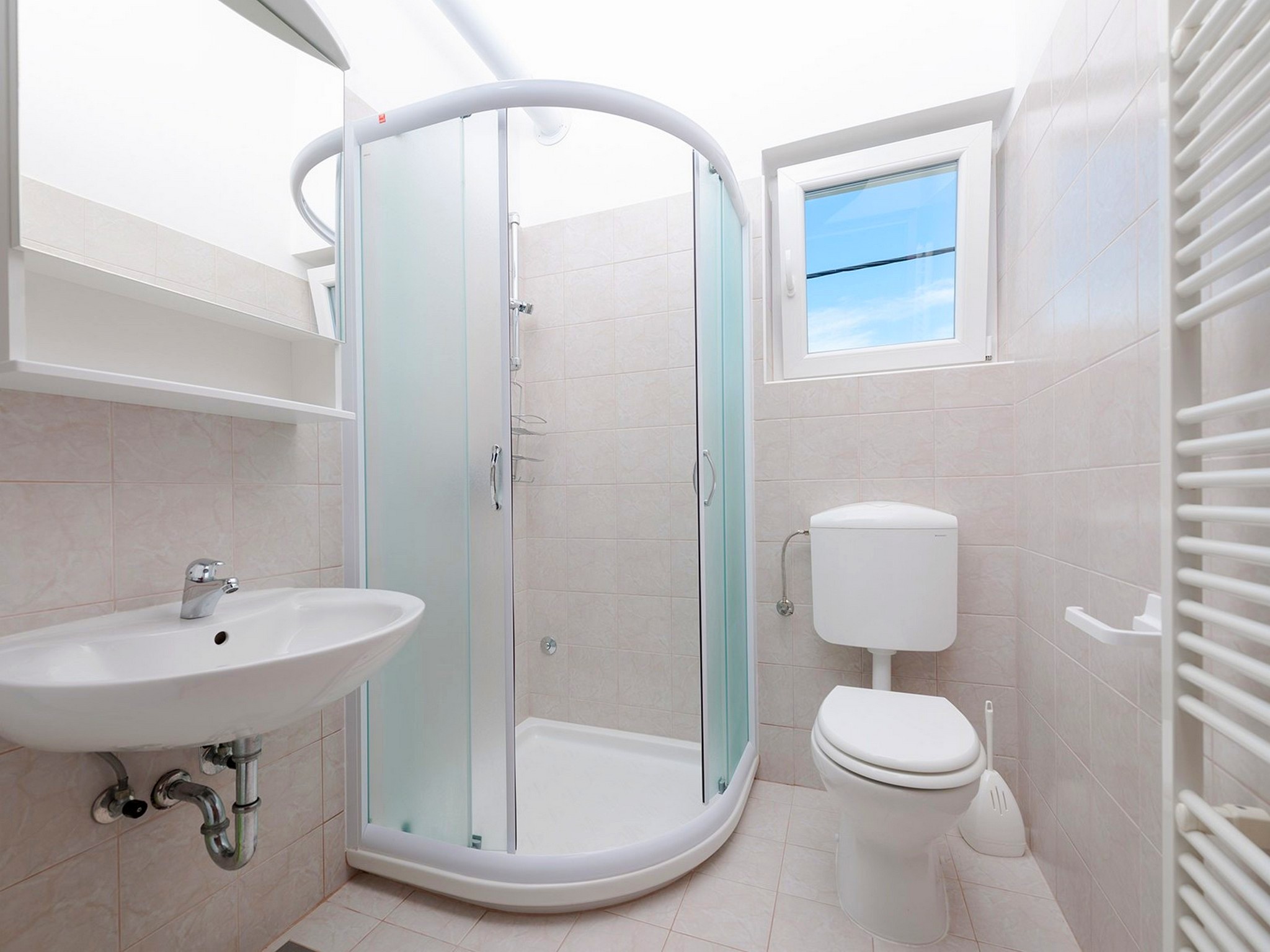 Apartment Capacity 4