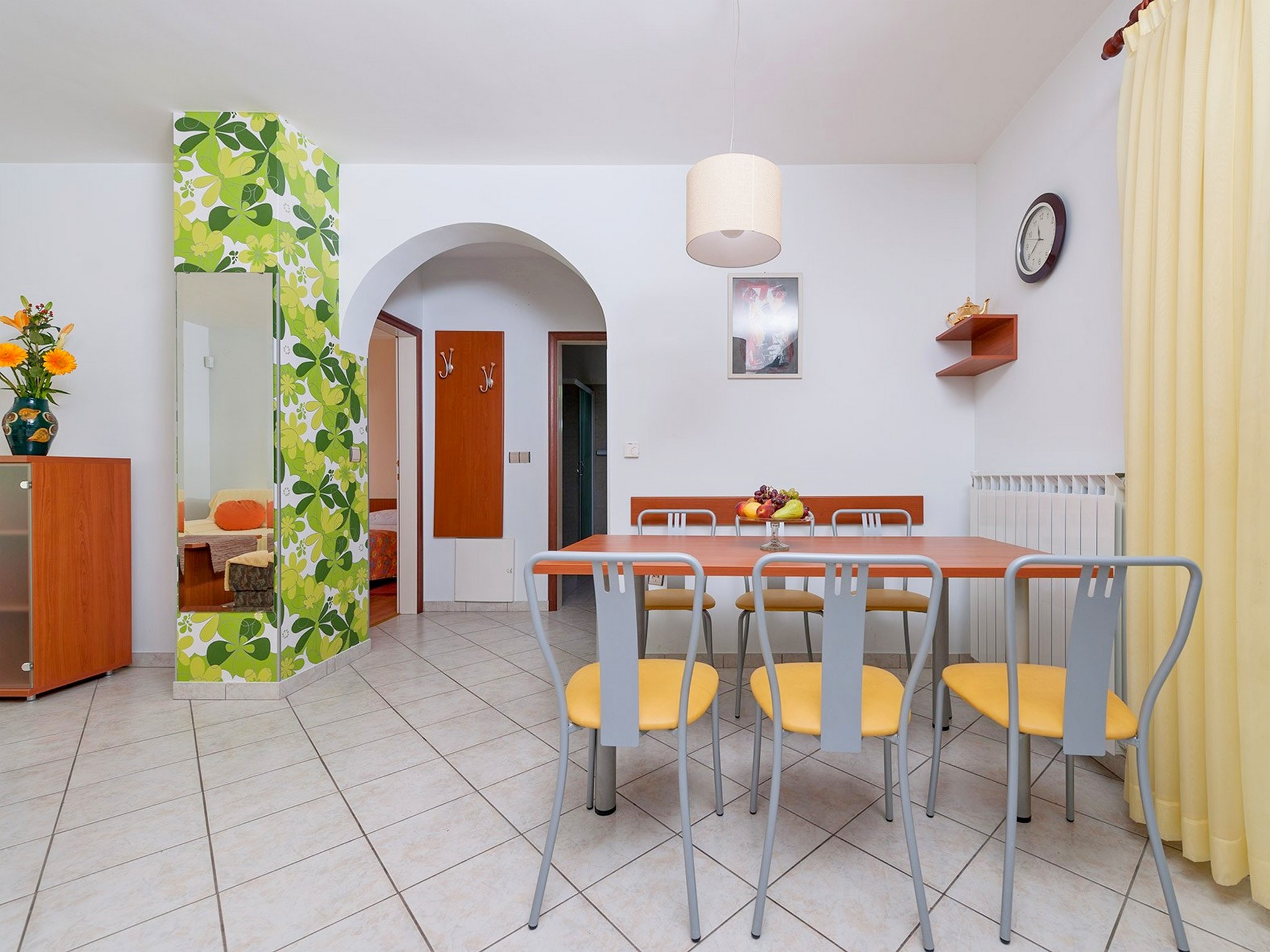 Apartment Capacity 4