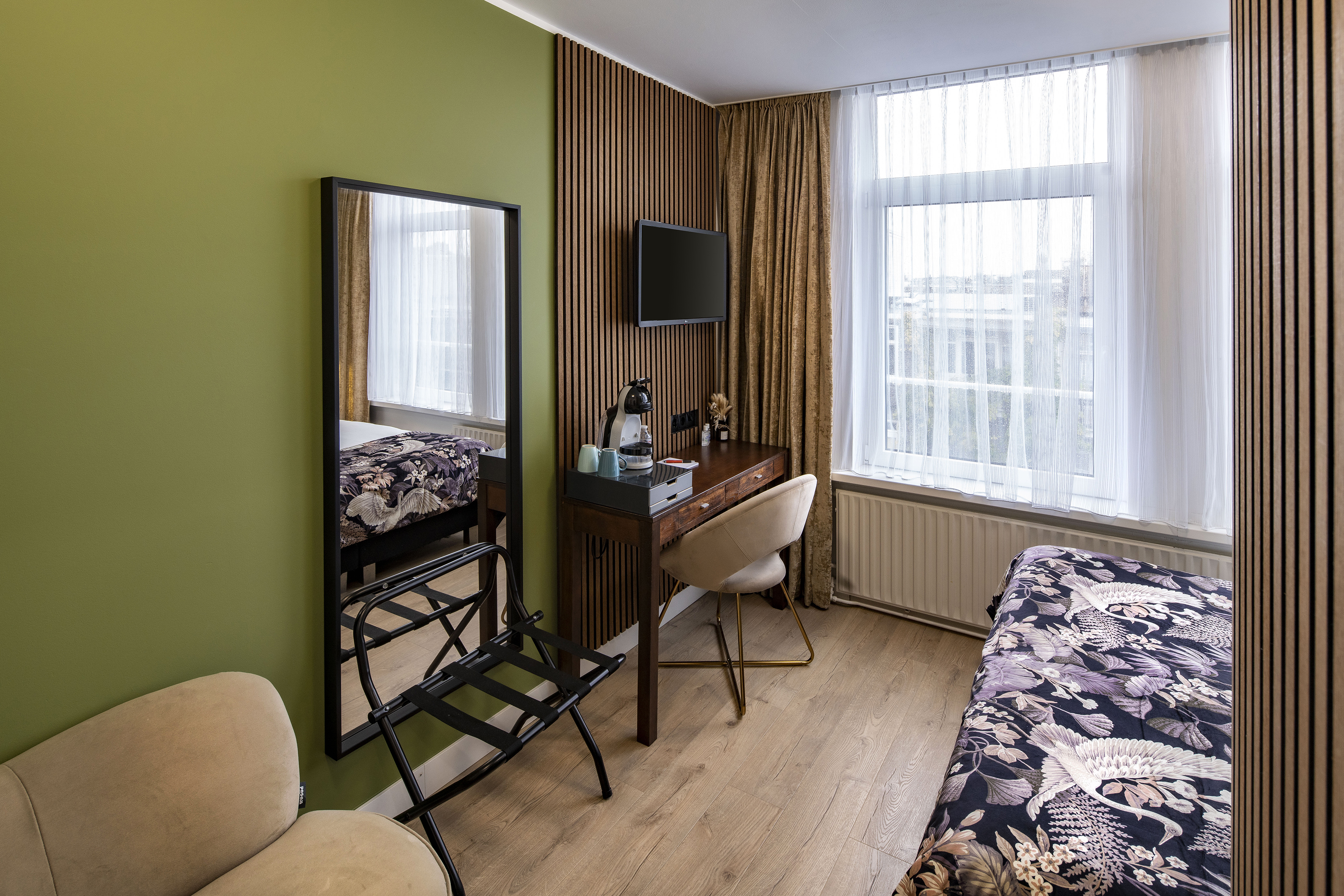 Double or Twin Standard