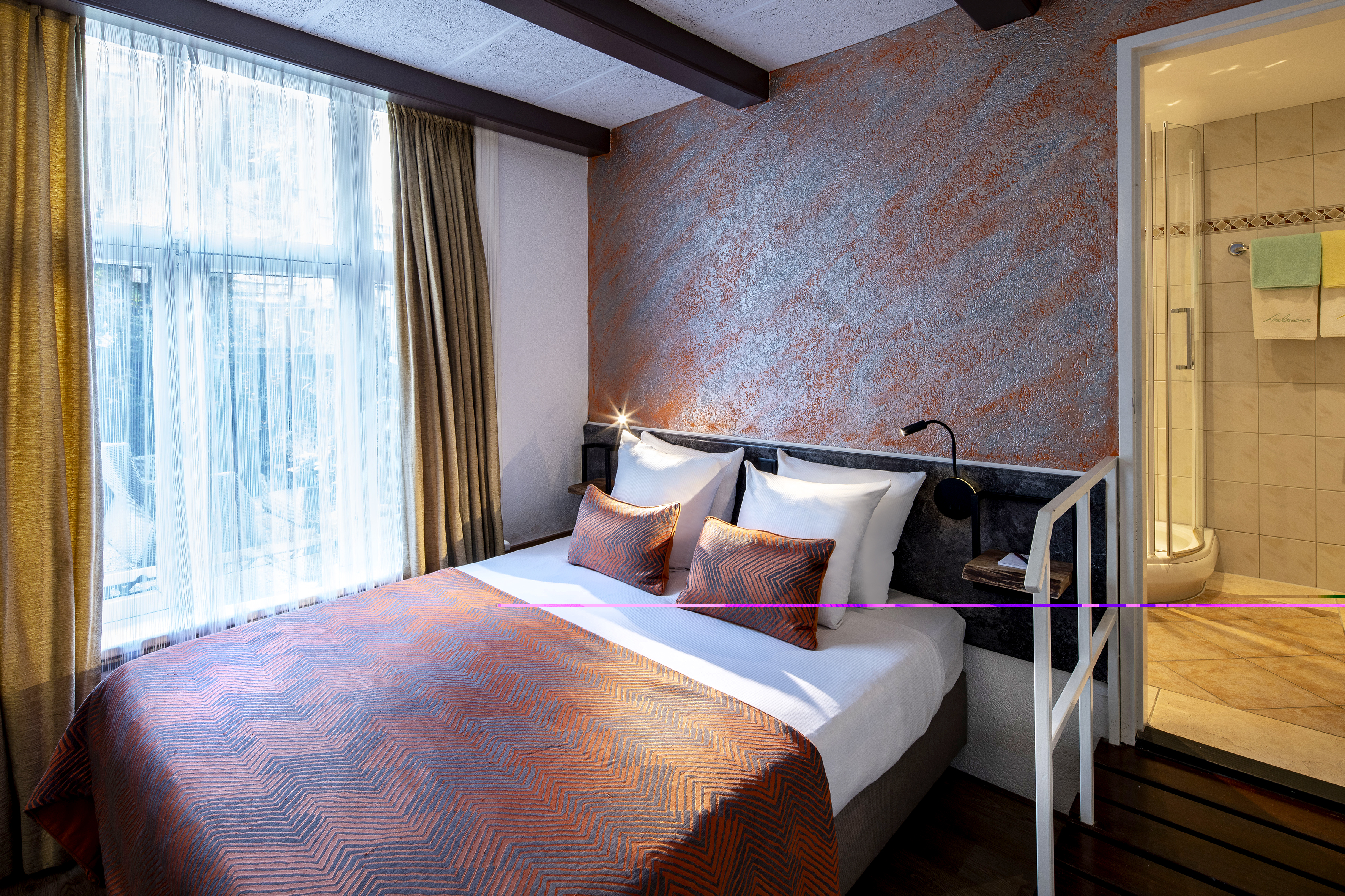 Double or Twin Standard