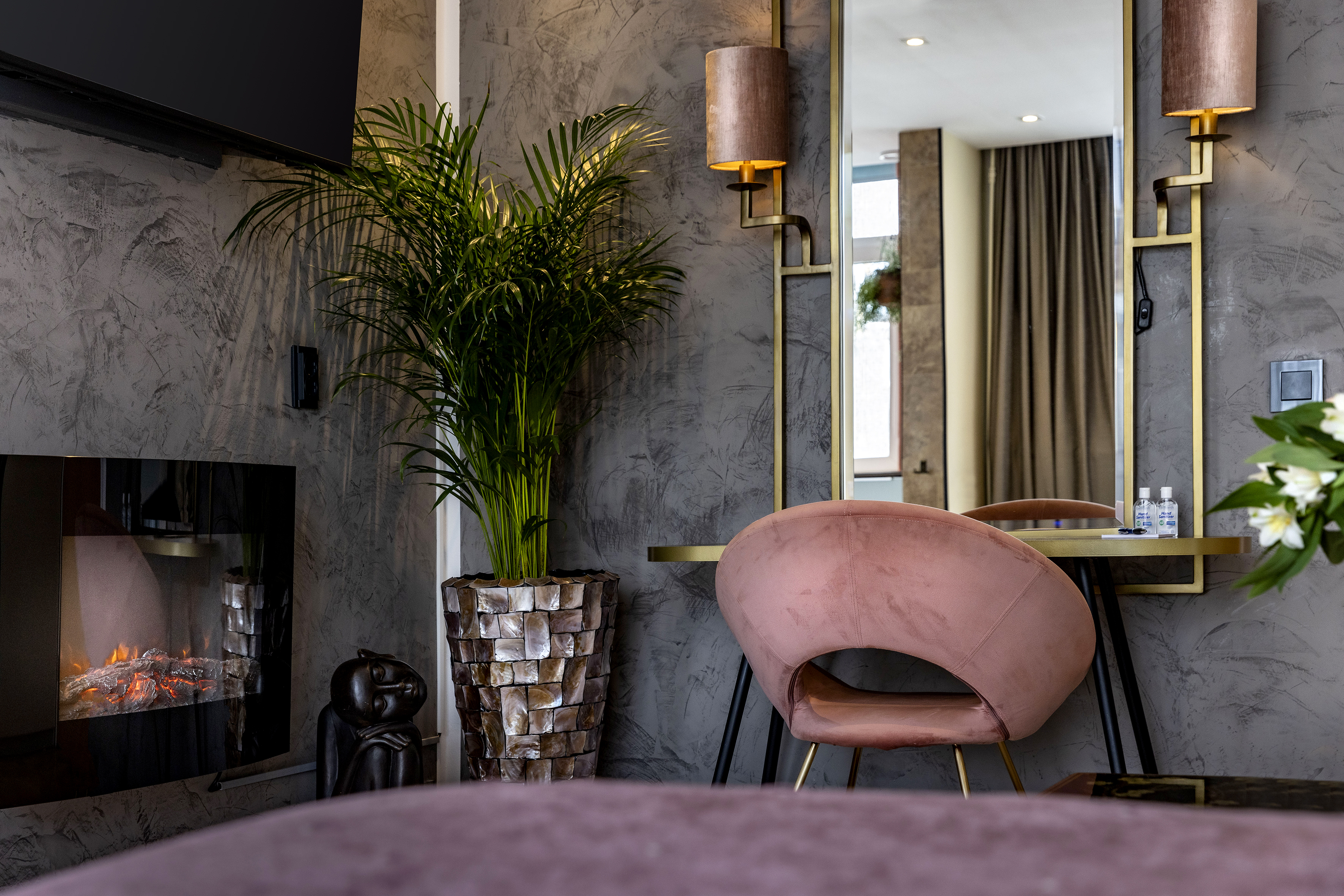 Studio Deluxe with Balcony