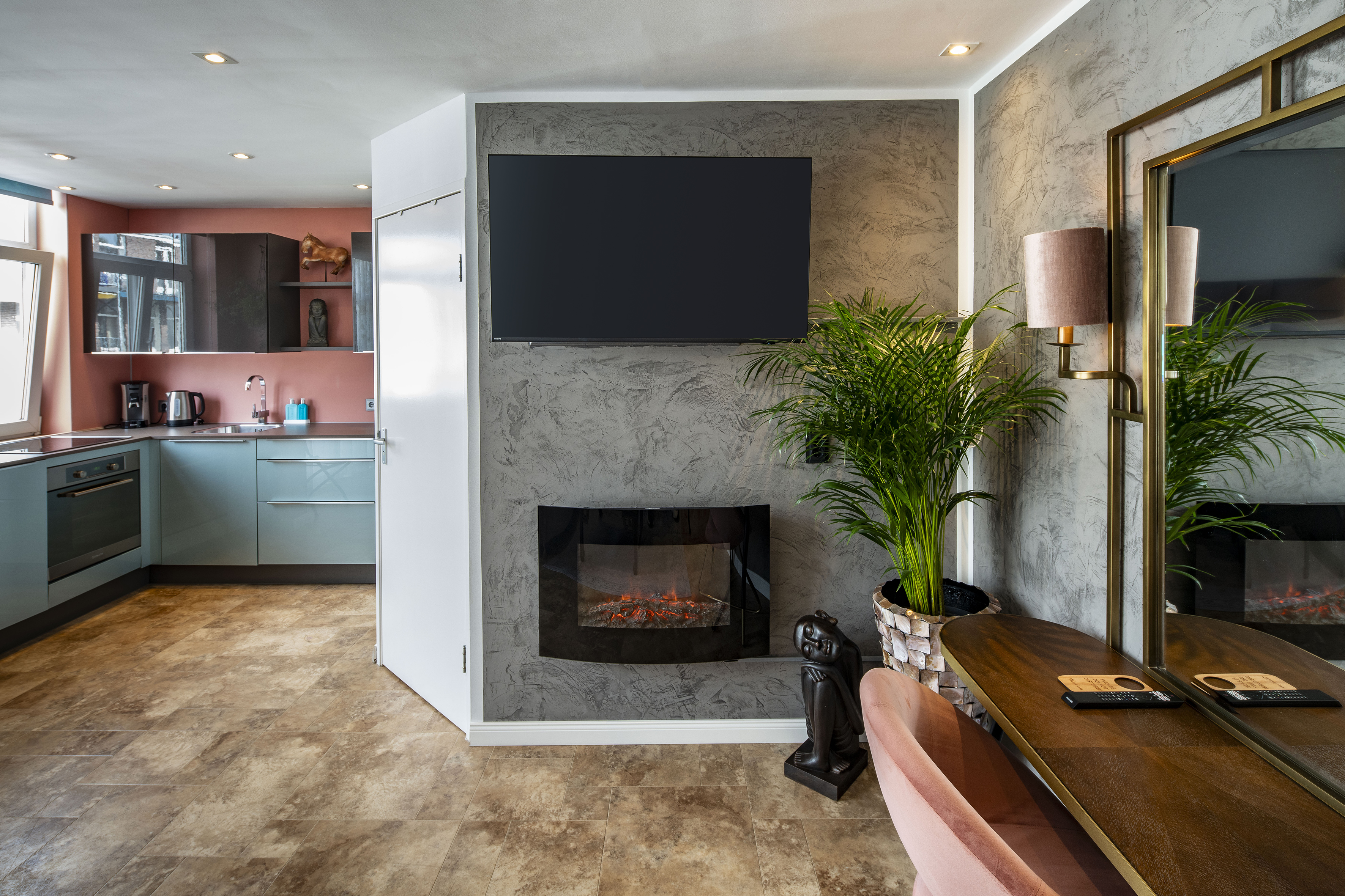 Studio Deluxe with Balcony