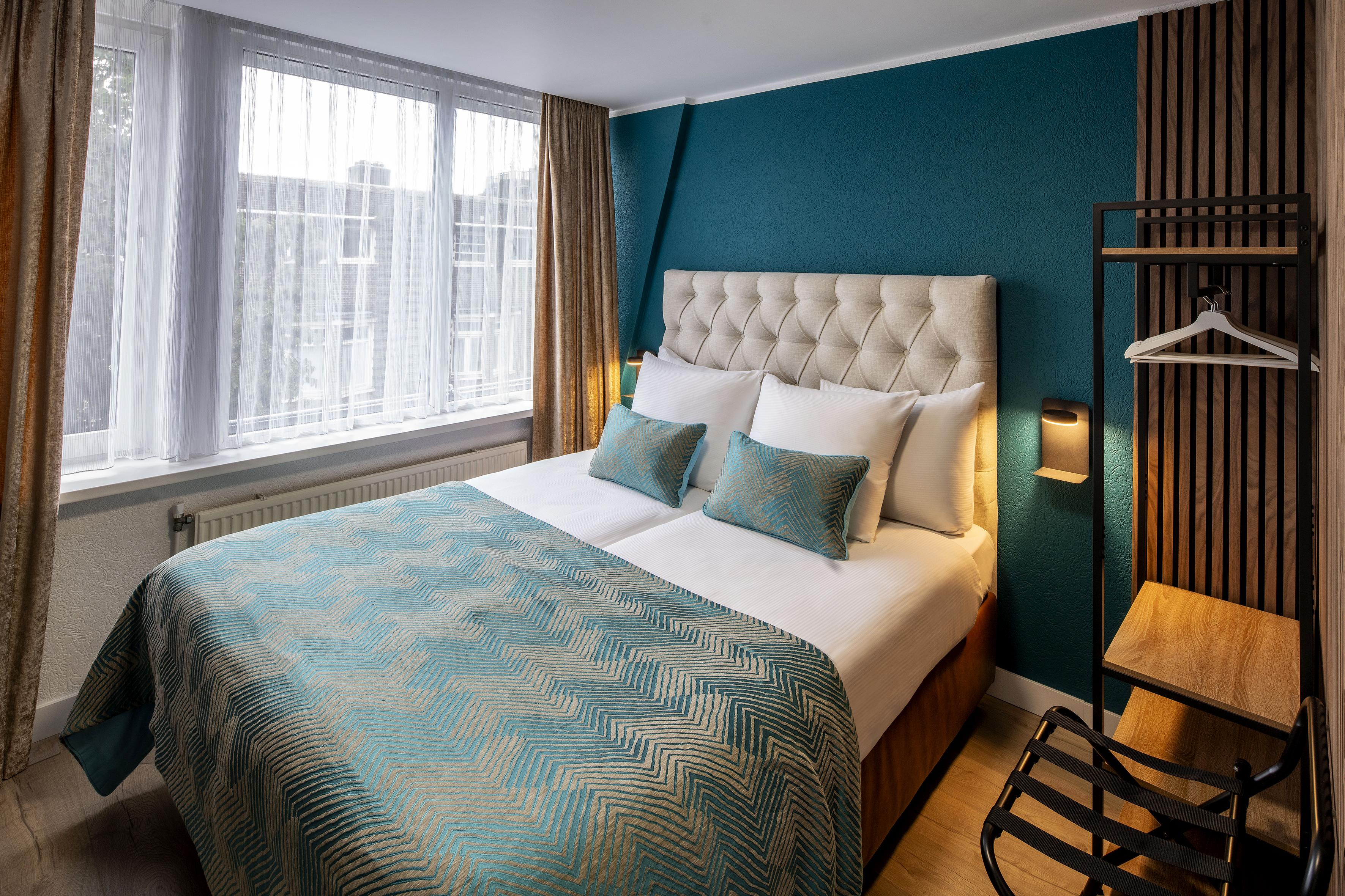 Double or Twin Standard