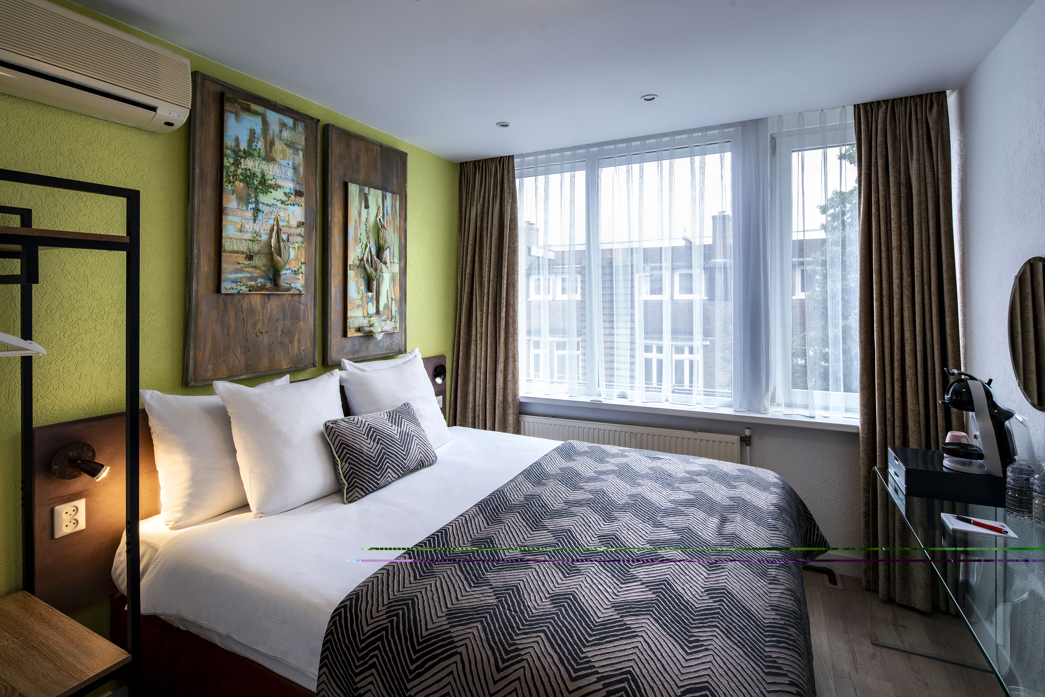 Double or Twin Standard